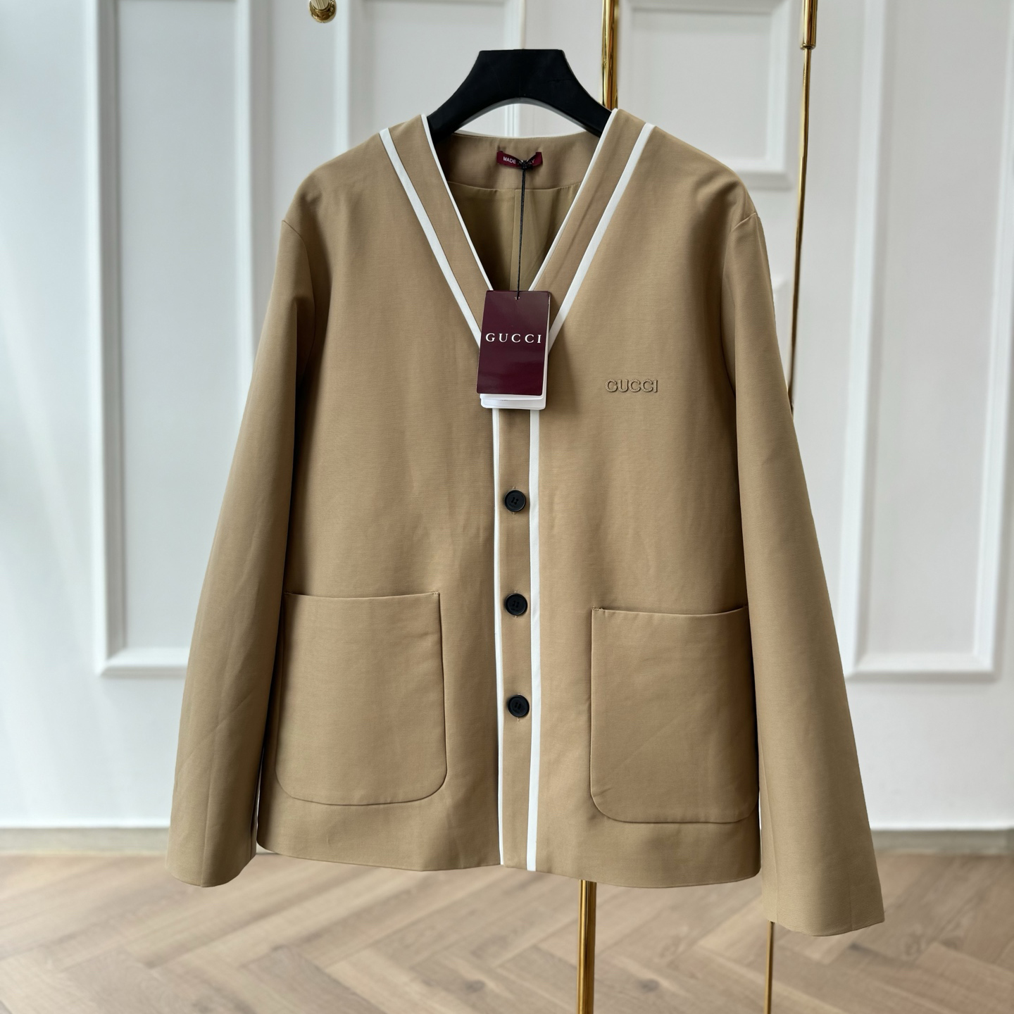 NIGO Gucci Women's Spring And Summer Solid Colour V-neck Single Breasted Long Sleeved Jacket Casual Shorts Suit Set #nigo76811