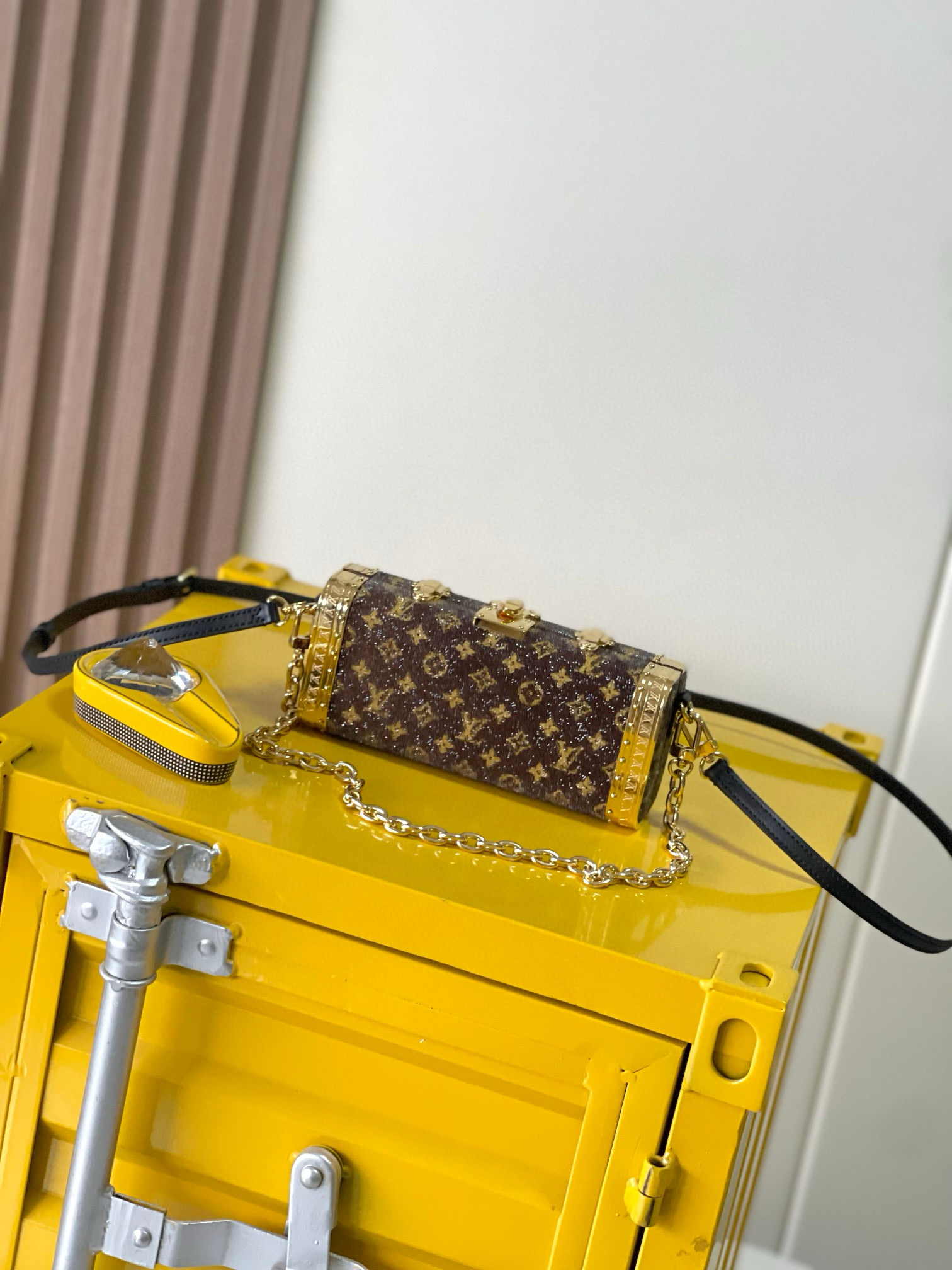 NIGO Louis Vuitton Vanity Case Women's Brown Detachable Adjustable Shoulder Strap Magnetic Buckle Closure Canvas Quilted Cowhide Cosmetic Case Shoulder Bag Bags #nigo76839