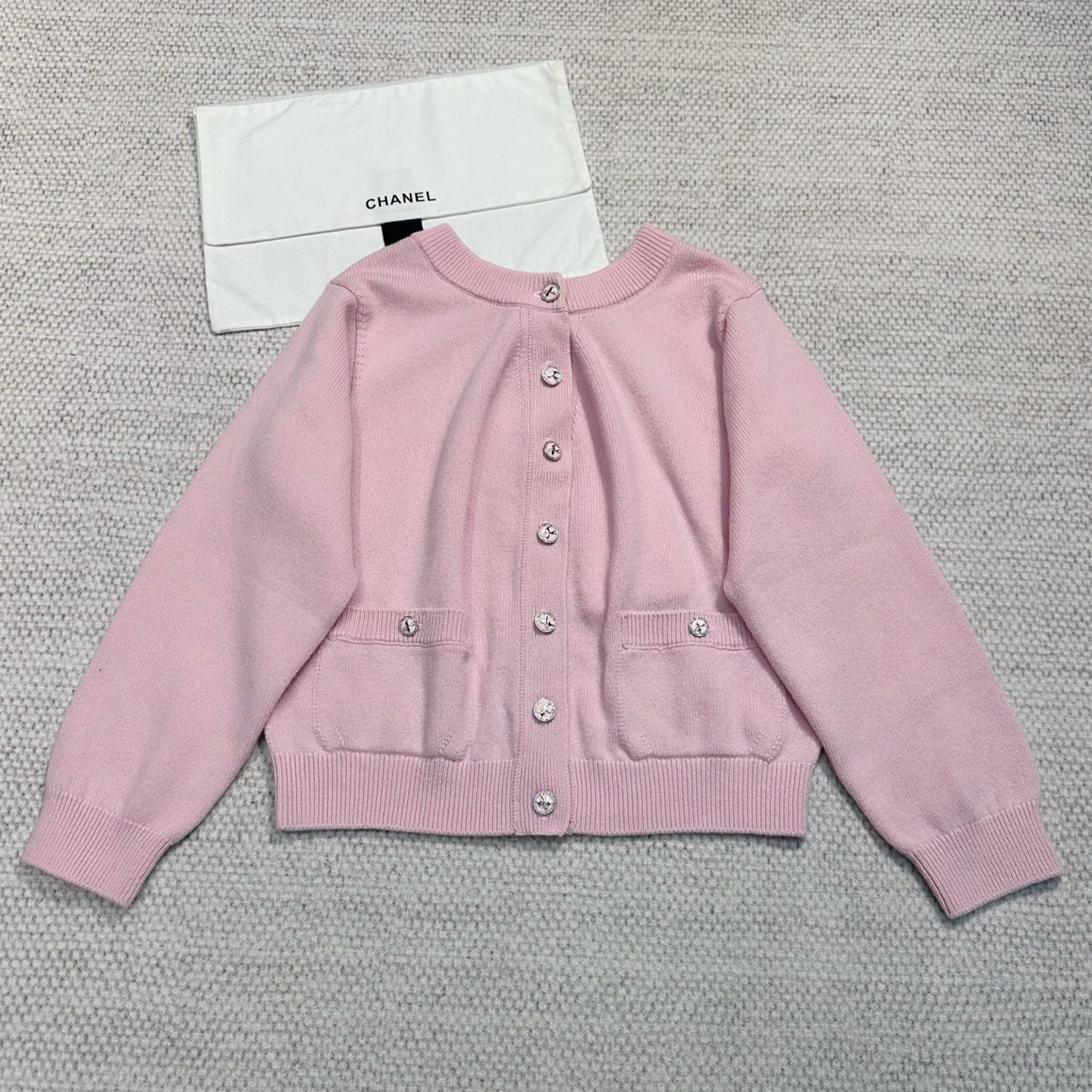 NIGO Chanel Women's Spring And Autumn Single-Breasted Solid Color Round Neck Long-Sleeved Cashmere Knit Cardigan Ngvp #nigo1763