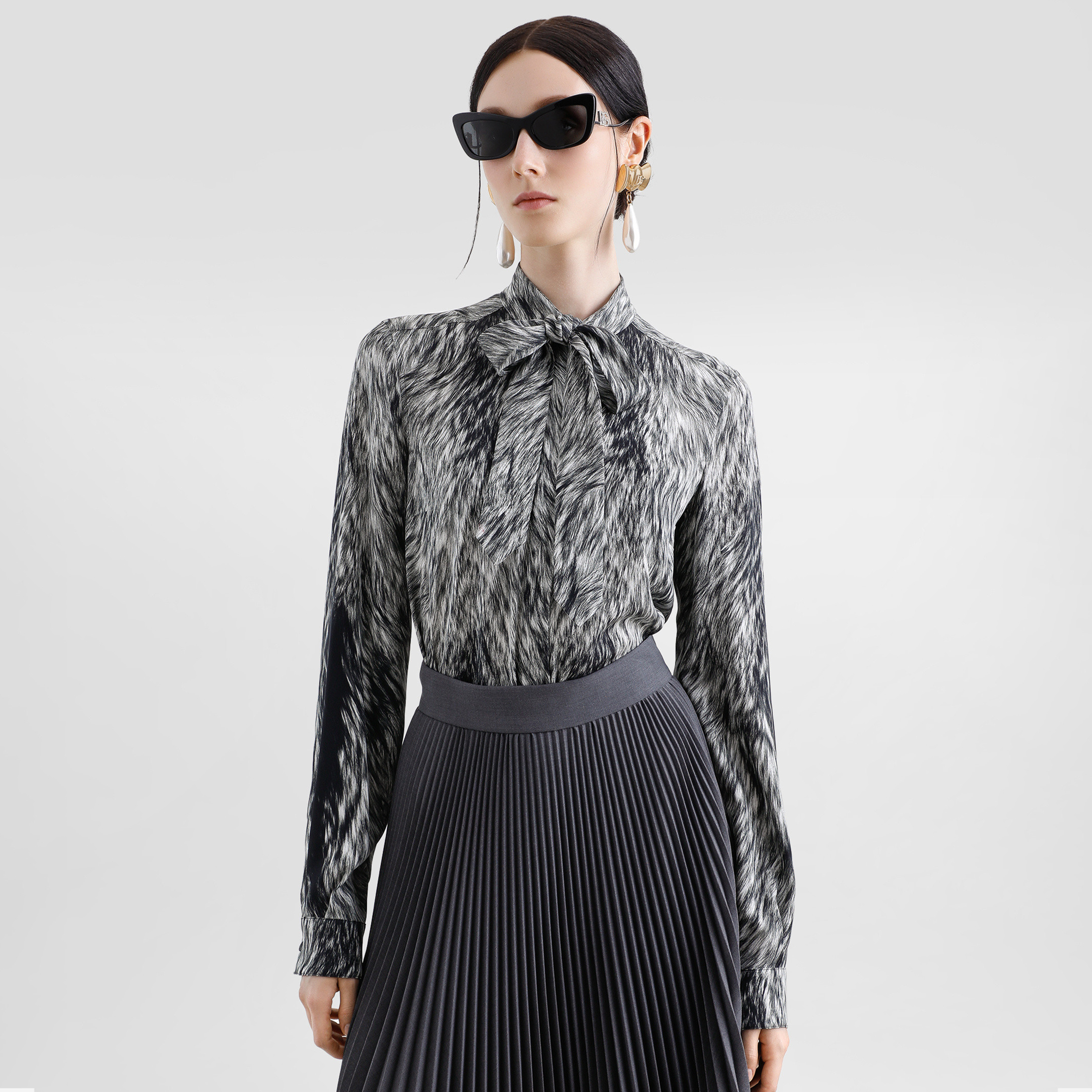 NIGO Dolce&Gabbana Women's Spring And Summer Silk Printed Bow Shirt Fashion Temperament Elegant Long Sleeve Blouse Top Ngvp #nigo1639