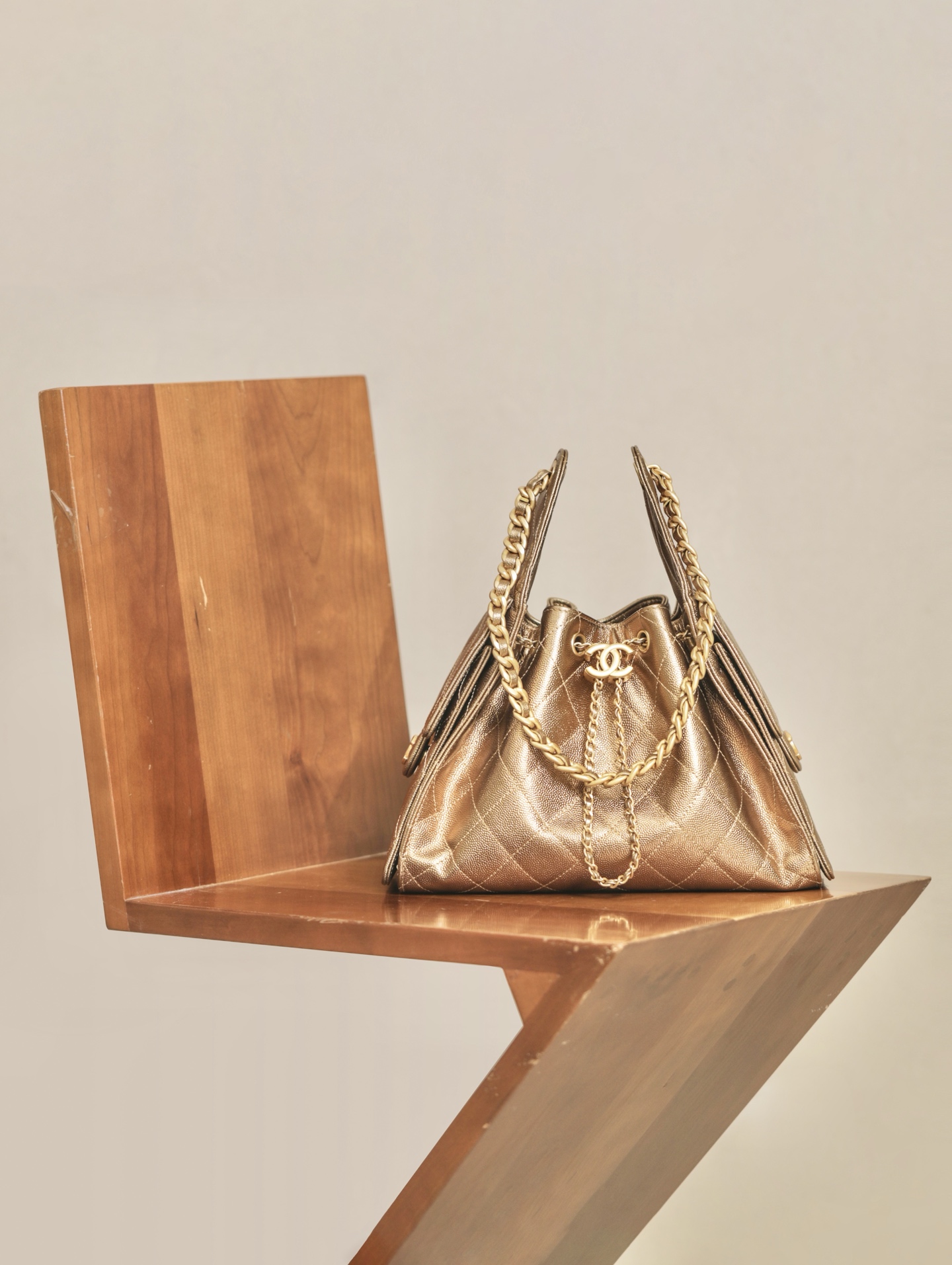 NIGO Chanel 25C Women's Classic Double C Logo Solid Color Cowhide & Leather Tote Shoulder Bag Bags #nigo77139