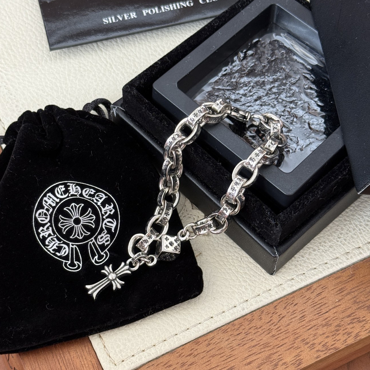 NIGO Chrome Hearts Men's and Women's Silver Cross Vintage Fashionable Fashionable Bracelet Jewelry Accessories #nigo77166