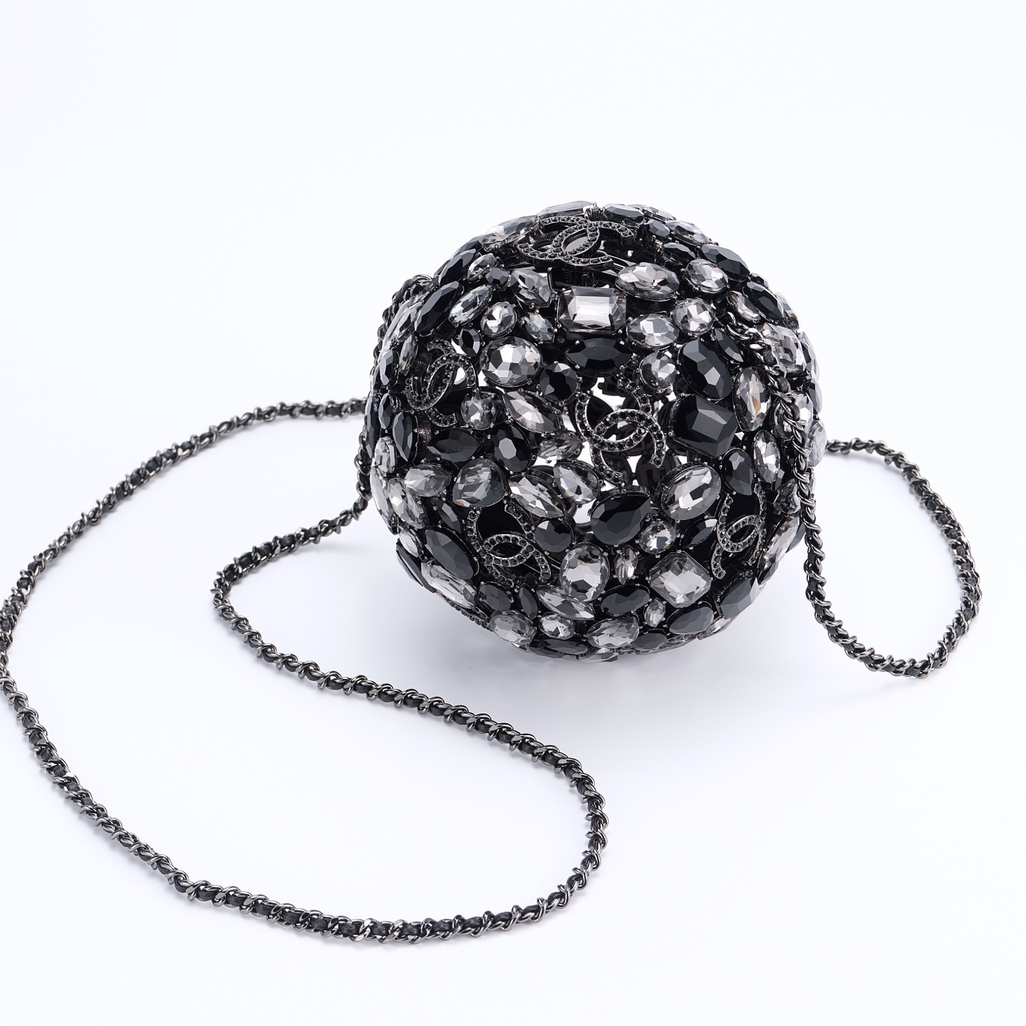 NIGO Chanel Women's Crystal Diamond Spherical Chain Single Shoulder Evening Bag Bags #nigo77237