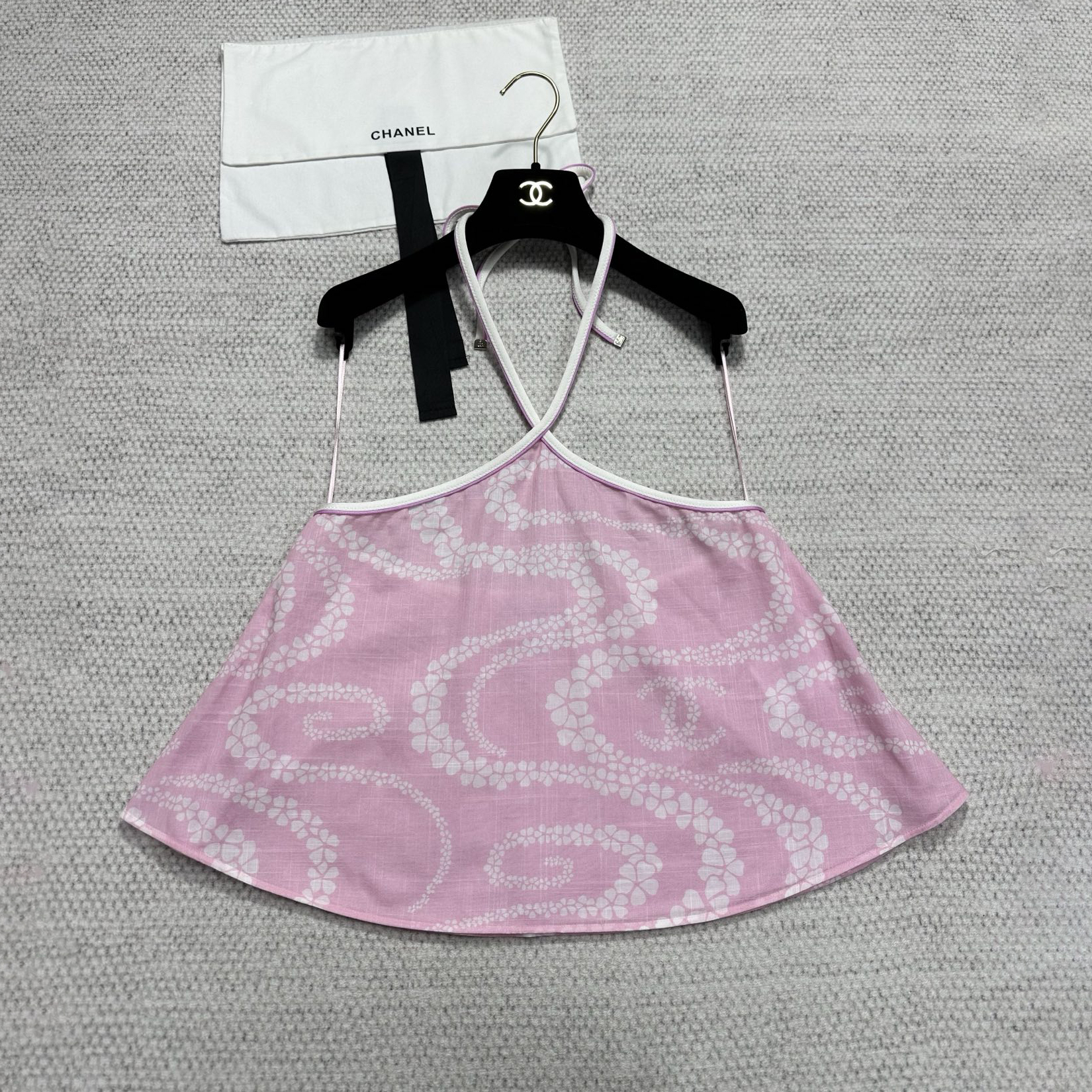 NIGO Chanel Women's Summer Solid Color Printed Cotton Halter Neck Top #nigo77254