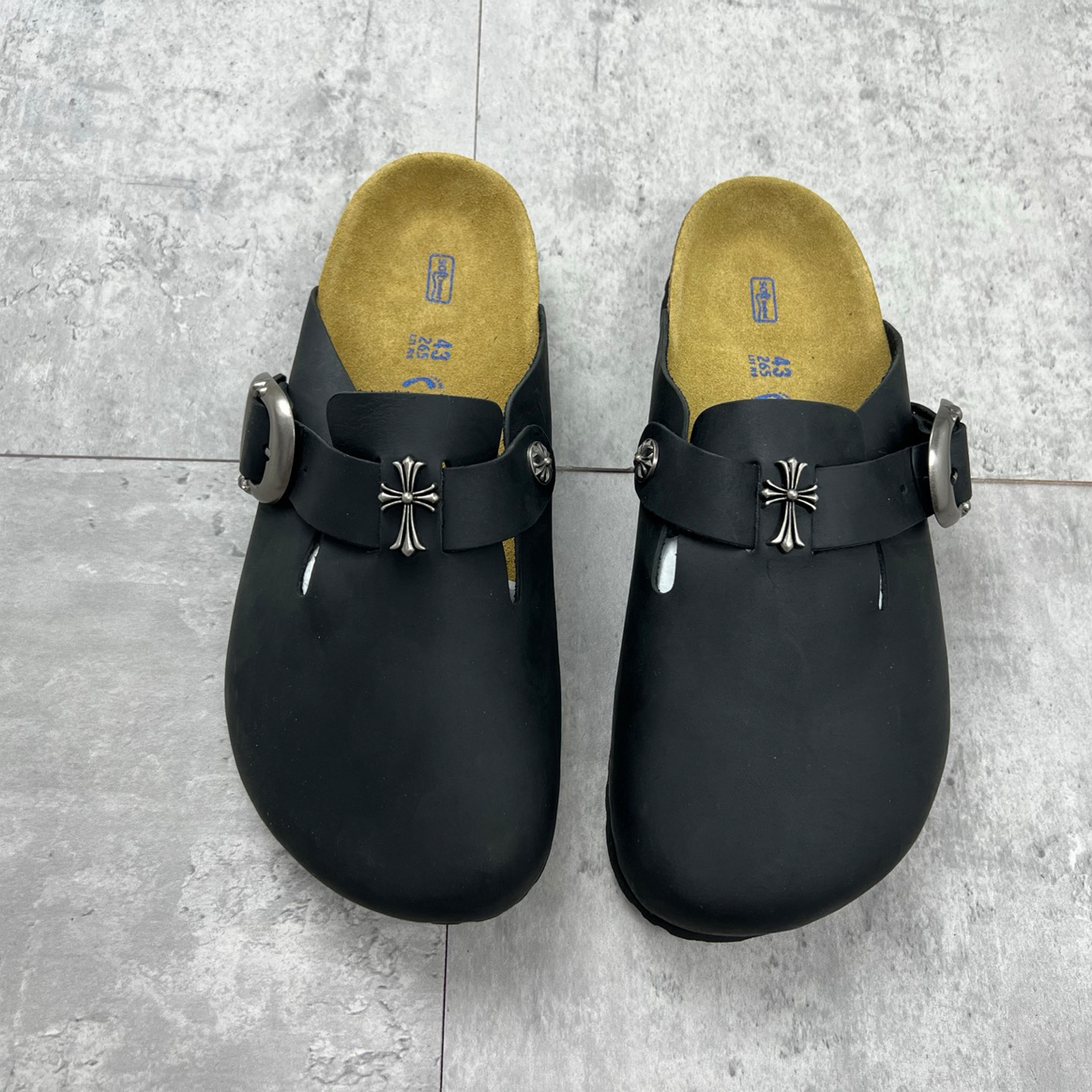 NIGO Chrome Hearts x Birkenstock Men's And Women's Spring Summer Round Toe Buckle Slippers Vacation Fashion Trend Cross Logo Sandals Shoes #nigo81377