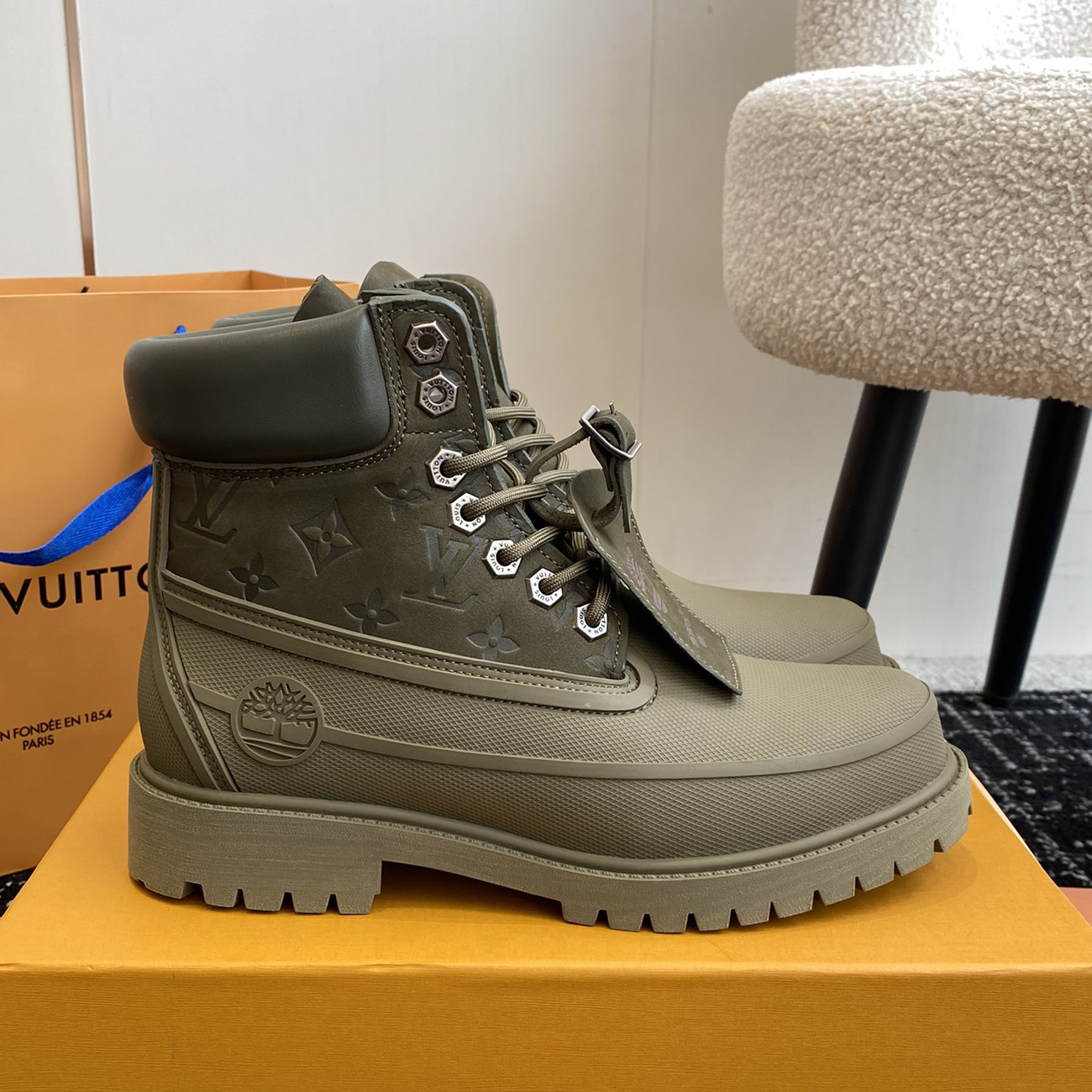 NIGO Louis Vuitton LV x Timberland Men's And Women's Autumn And Winter Solid Color Letter Print Suede Cowhide High-top Lace-up Thick Soled Ankle Boots Shoes #nigo77358