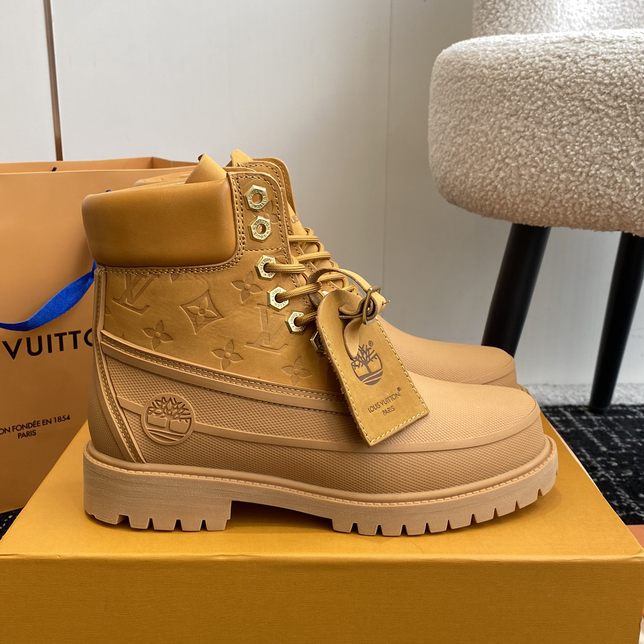 NIGO Louis Vuitton LV x Timberland Men's And Women's Autumn And Winter Solid Color Letter Print Suede Cowhide High-top Lace-up Thick Soled Ankle Boots Shoes #nigo77358