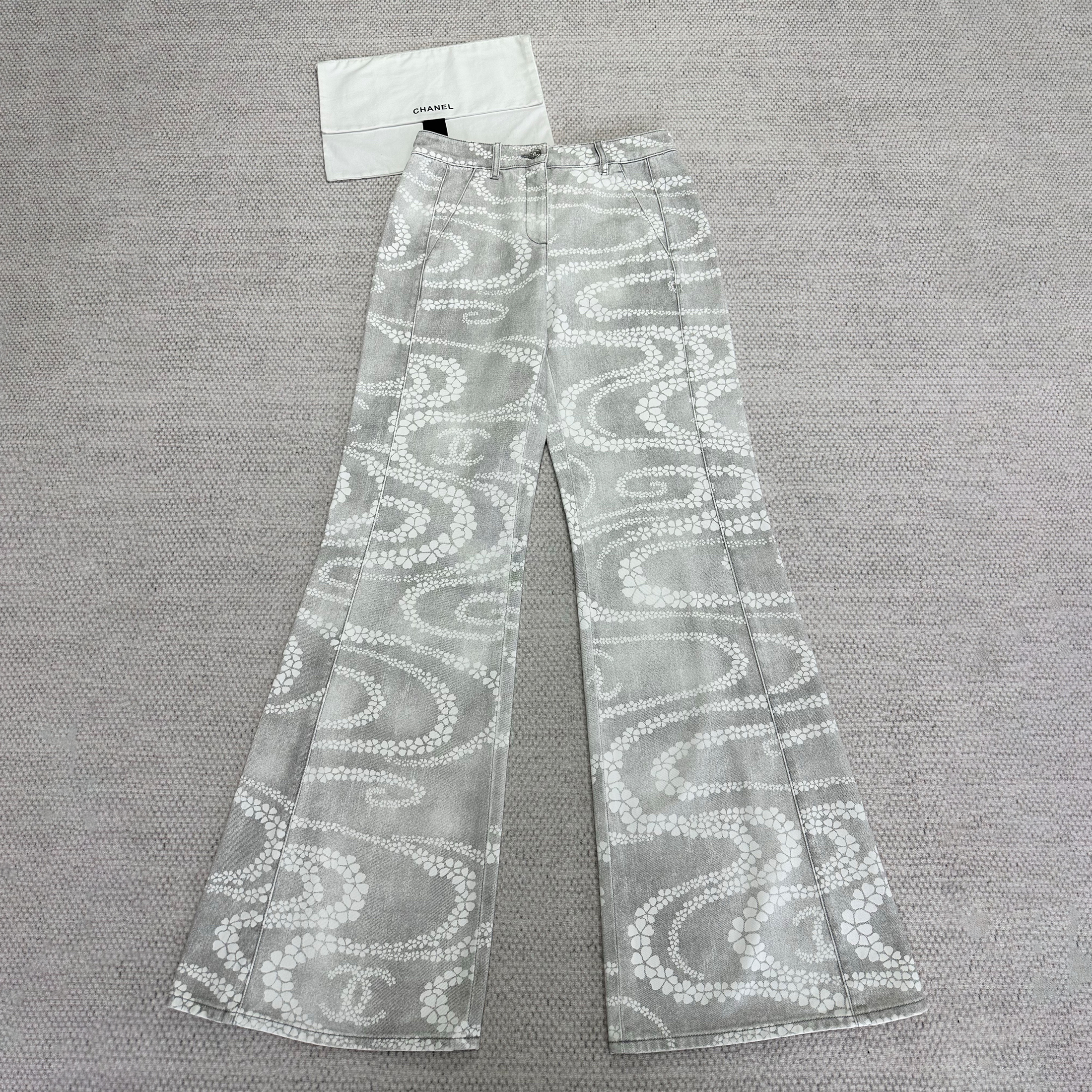 NIGO Chanel Women's Coco Beach Ready-to-wear Collection Wave Print Micro Flare Pants Fashionable Temperament Elegant Low-rise Jeans Ngvp #nigo1734