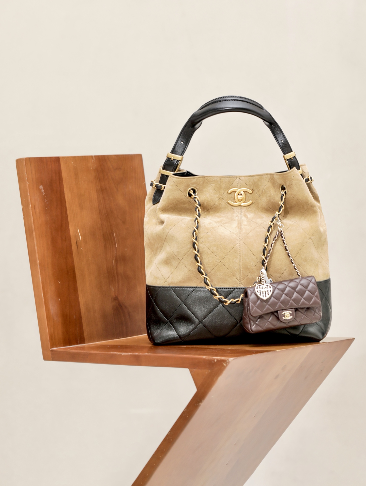 NIGO Chanel Women's Multicolored Chain Shoulder Strap Suede And Leather Shoulder Bag Handbag Bags #nigo77468