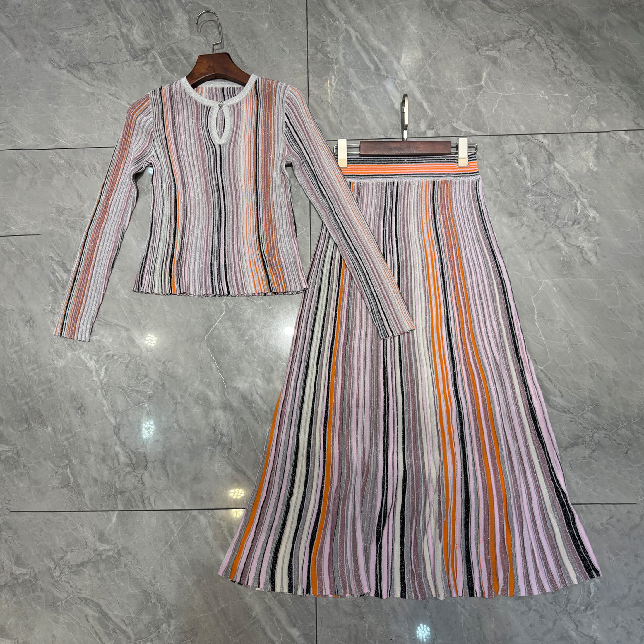 NIGO Missoni Women's Spring And Summer Fashion Colorful Striped Gold Silk Knitted Collision Long-sleeved Casual Long Half-body Skirt Suit Suit Set Ngvp #nigo1756