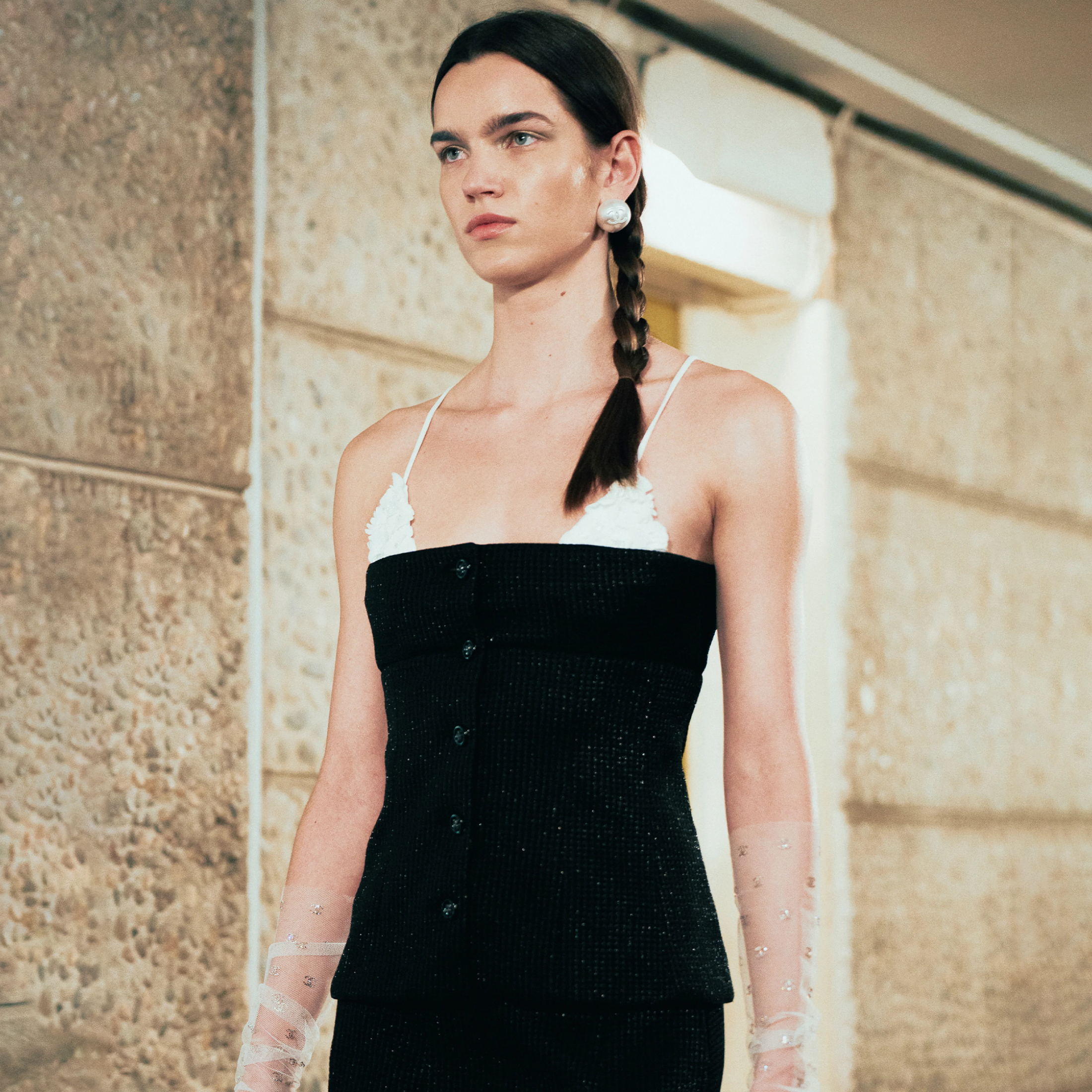 NIGO Chanel Women's Spring And Summer Camellia Black And White Slimming Camisole Vest Fashion Temperament Elegant Top T-shirt Ngvp #nigo1759