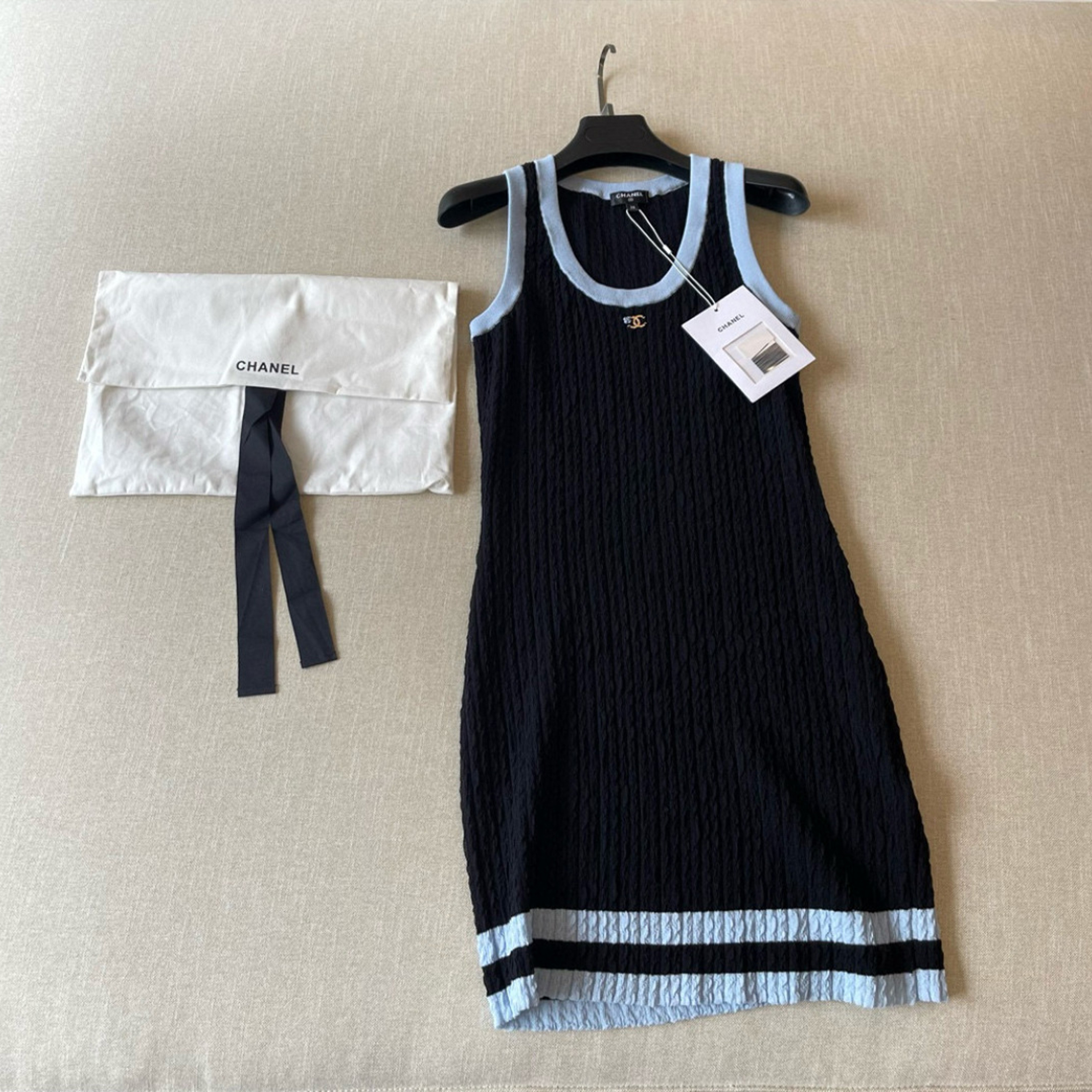 NIGO Chanel Women's Spring And Summer Black And Blue Colorblocking Knit Dress Sleeveless Fashion Elegant Slim Dresses #nigo81388