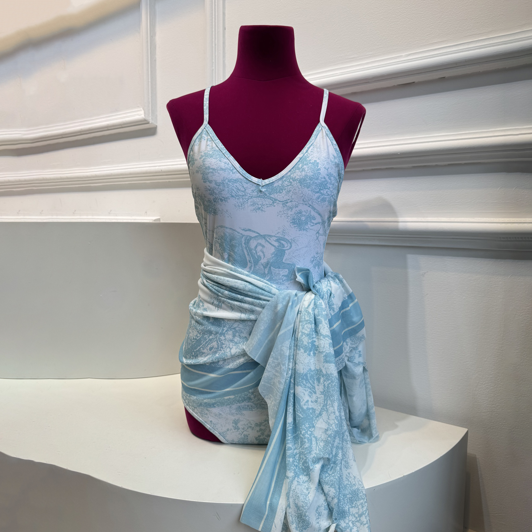 NIGO Dior Women's Summer Animal Print Swimsuit With Criss-cross Straps At The Back Paired With A Silk Scarf Two-piece Set Suit #nigo77688