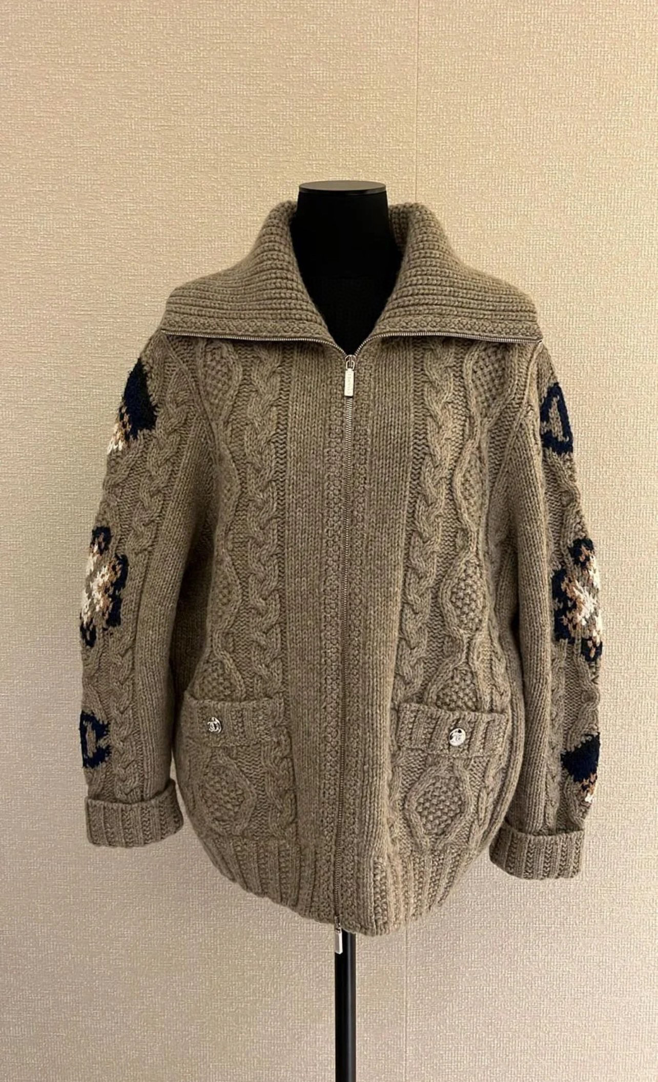 NIGO Chanel Women's Autumn/Winter Solid Color Wool Knitted Zipper High Neck Long Sleeve Coat Jacket #nigo77718