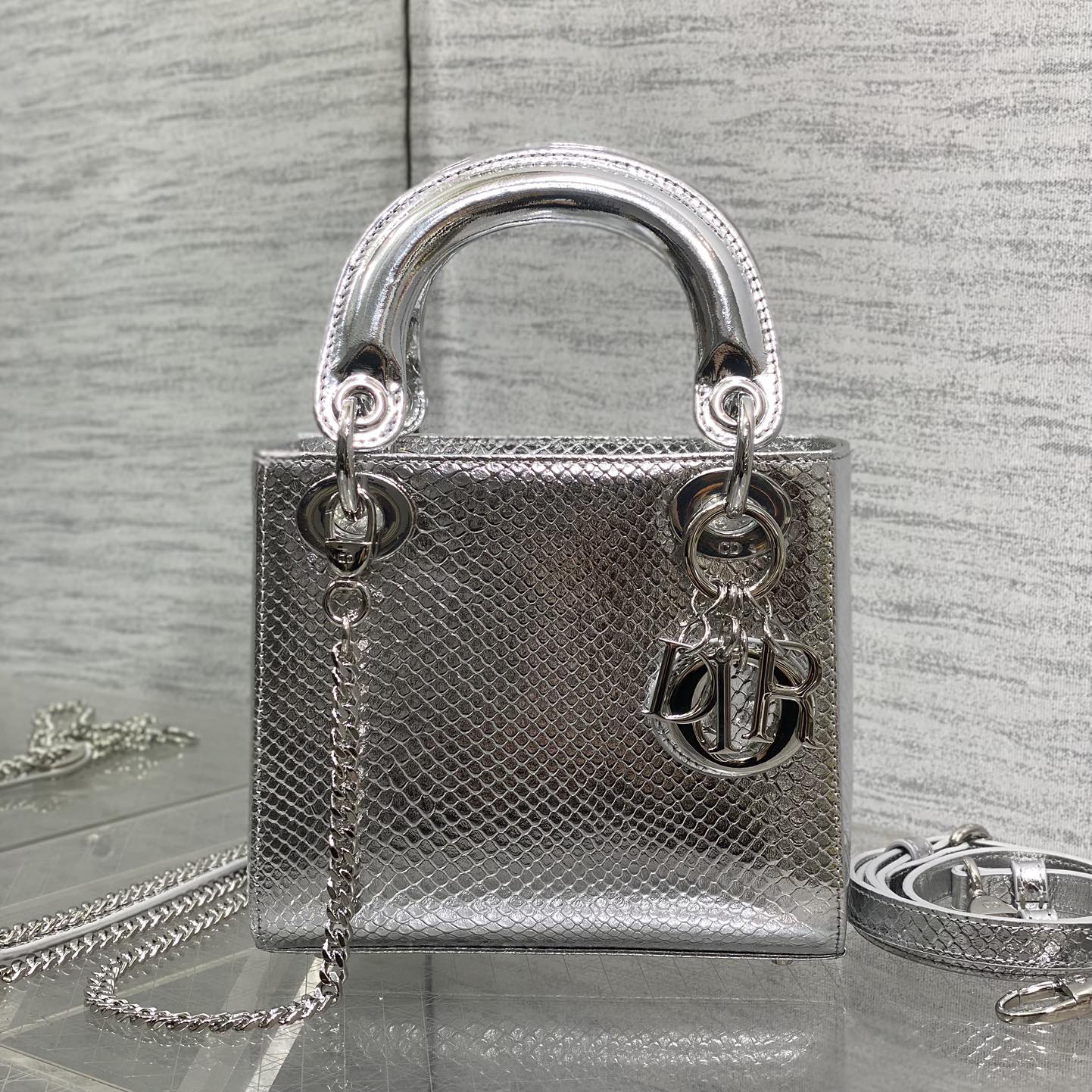 NIGO Dior Lady Women's Solid Color Metal Pendant Detachable Chain Shoulder Strap Snake Skin Single Shoulder Crossbody Handbag Bag Bags #nigo77722
