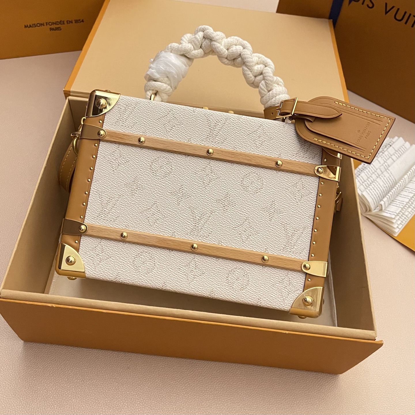 NIGO Louis Vuitton Handle Trunk Women's Solid Color Detachable Adjustable Shoulder Strap Buckle Closure Coated Canvas Box Bag Single Shoulder Crossbody Handbag Bags #nigo77789