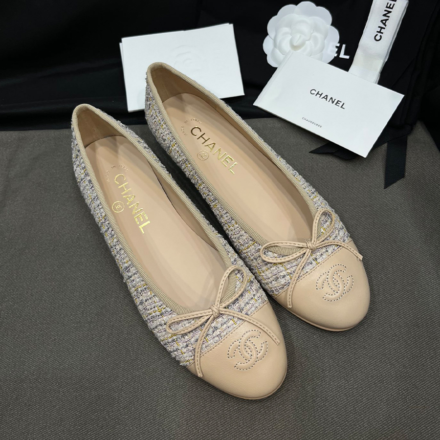 NIGO Chanel Women's Four Seasons Simple Solid Color Single Shoes Ballet Shoes Retro Calfskin Flat Shoes Round Head Casual Shoes #nigo77859