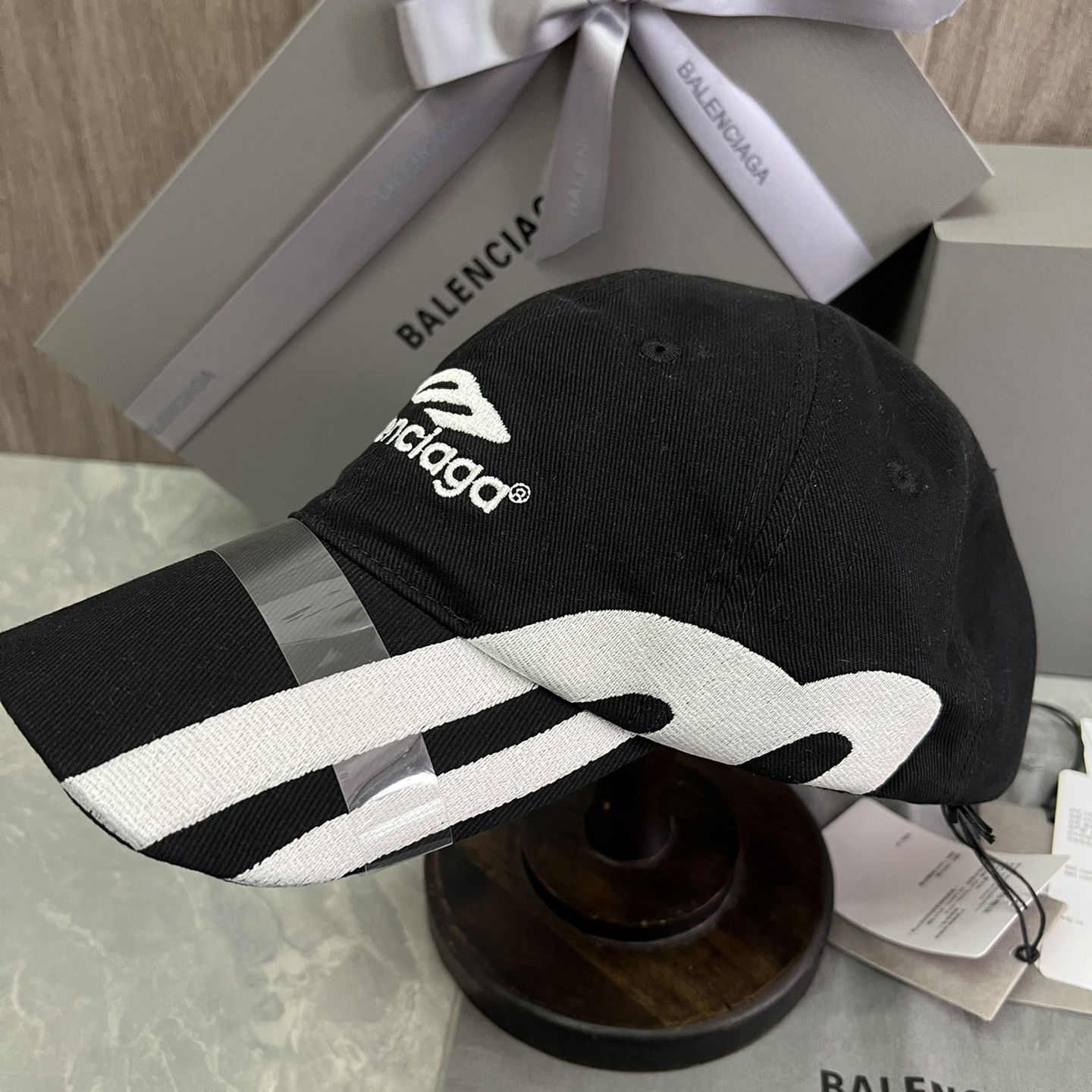 NIGO Balenciaga Men's and Women's Solid Color Embroidered Logo Letter Print Cotton Baseball Cap Hat #nigo77865