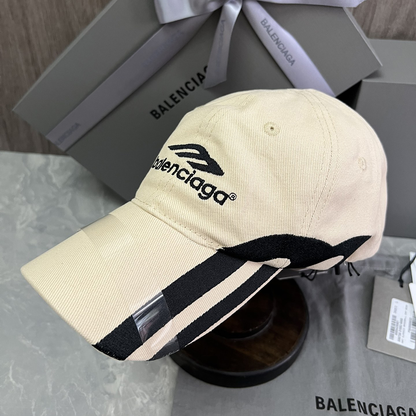 NIGO Balenciaga Men's and Women's Solid Color Embroidered Logo Letter Print Cotton Baseball Cap Hat #nigo77865