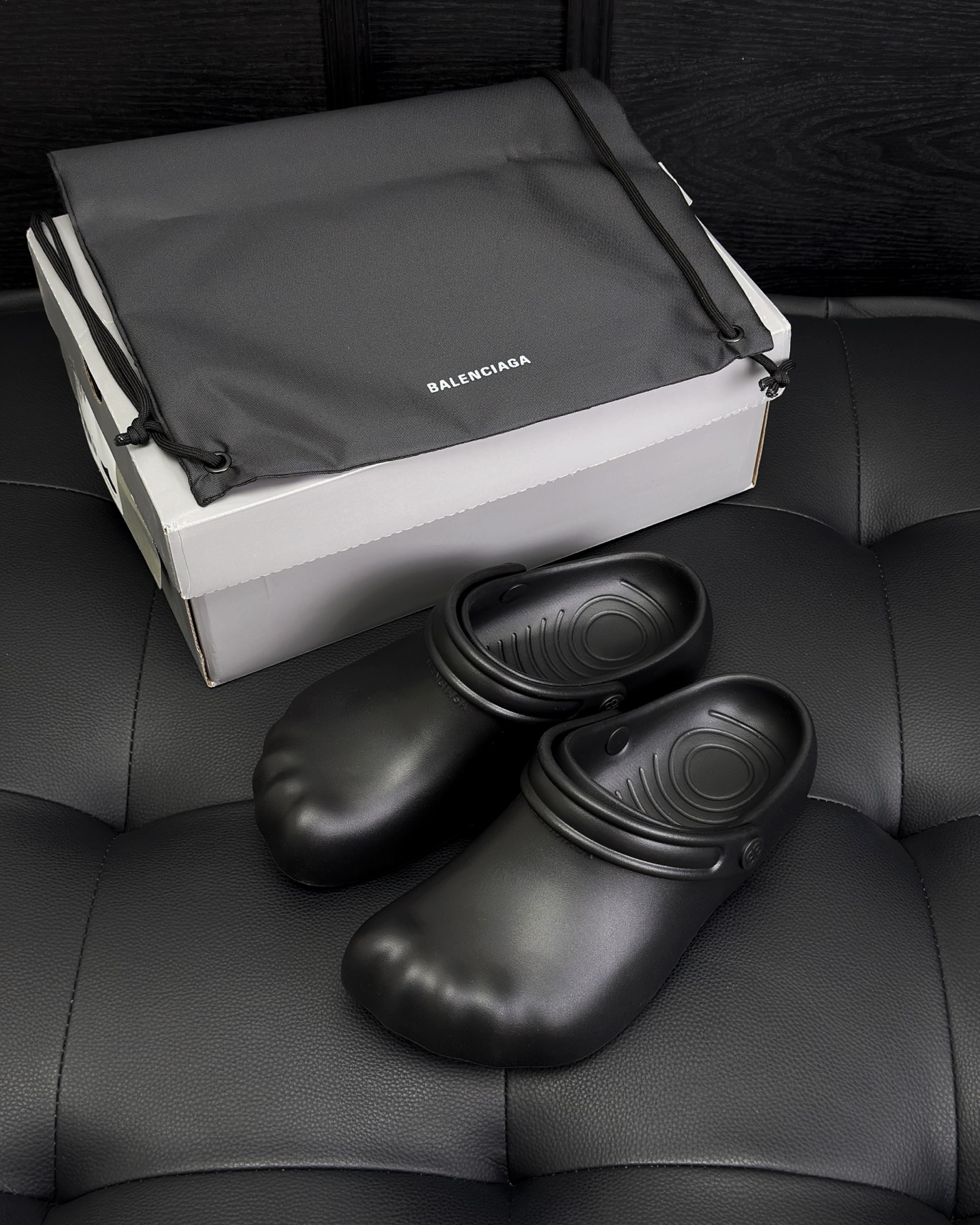 NIGO Balenciaga X Crocs Men's And Women's Solid Color Summer Round-toe Slip-on Shoes #nigo77889