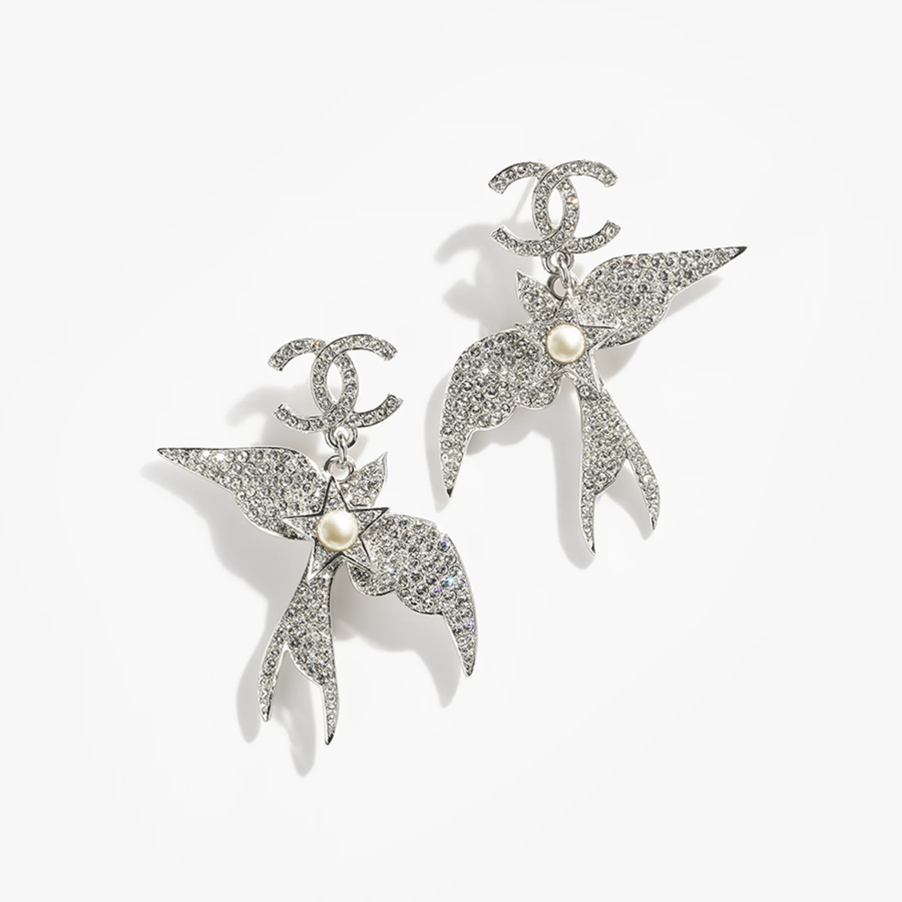 NIGO Chanel Women's Solid Color Diamond-Studded Swallow Pendant Double C Stud Earrings Jewelry Accessories #nigo77974
