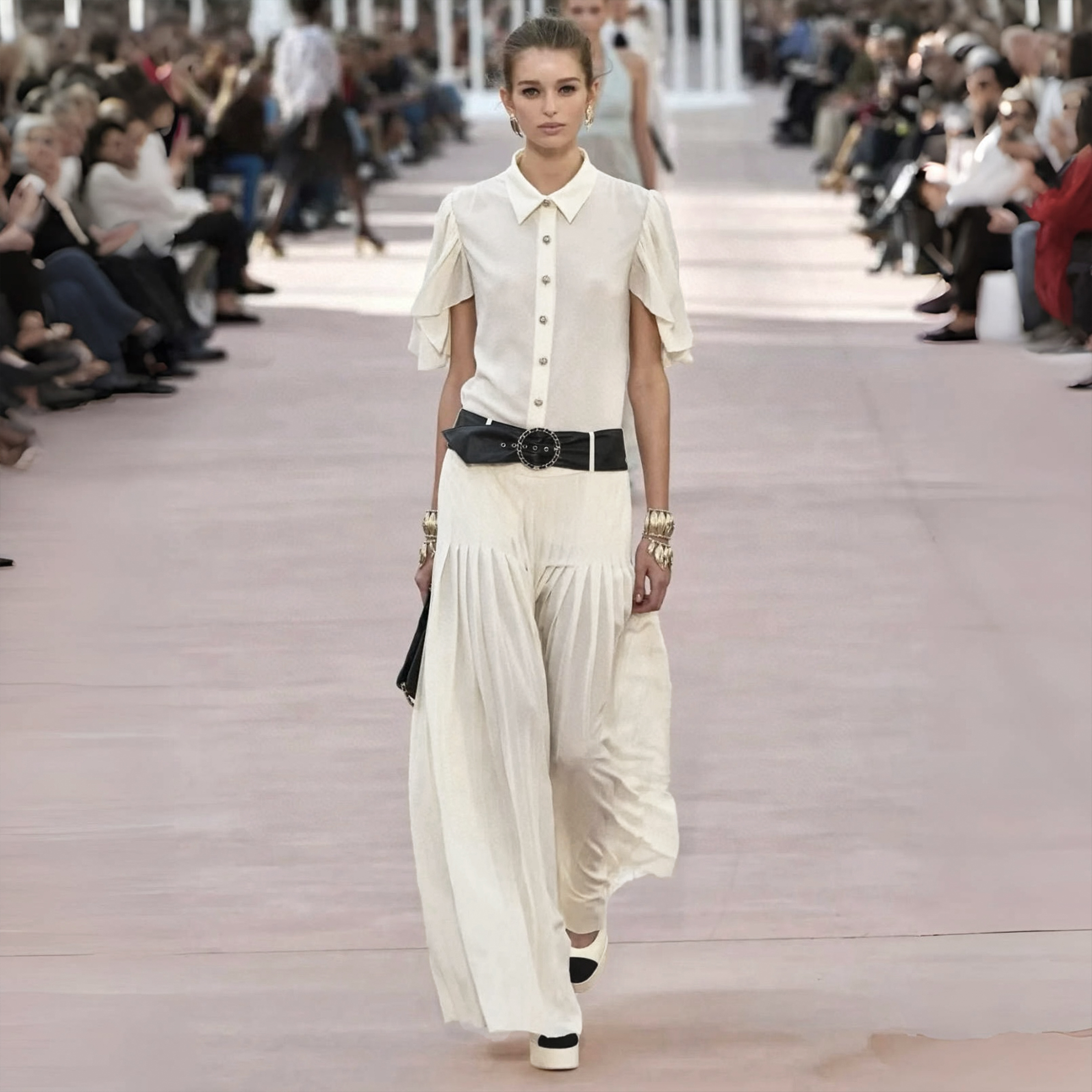 NIGO Chanel Women's Vacation Shirt And Skirt Fashionable And Elegant Set Spring And Summer Button-down Short-sleeved Shirt Pleated Skirt Suit Set Ngvp #nigo2165