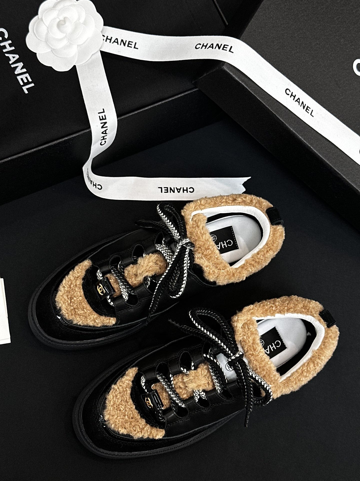 NIGO Chanel Women's Autumn/winter Color-Block Classic Fashion Round Toe Lace-up Low-top Leather Casual Shoes #nigo78123