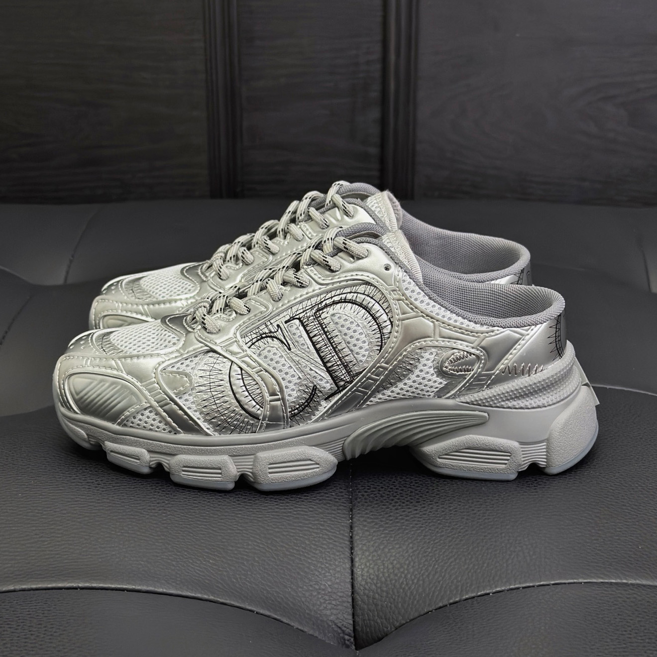 NIGO Dior Chrono Men's And Women's Spring And Autumn Color Block Round Toe Lace-up Slip-on Shoes, Made Of Mesh Fabric With Low-top Design Shoes #nigo78134