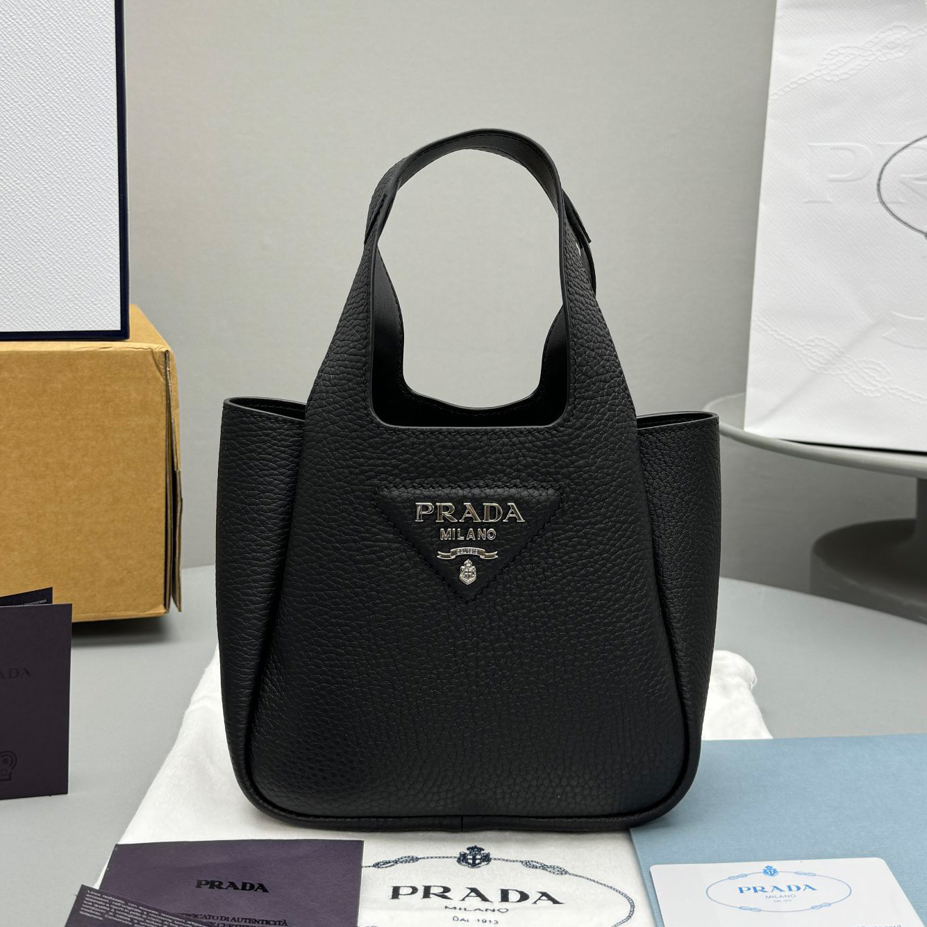 NIGO Prada Women's Solid Color Fashion Classic Leather Grain Basket Tote Bag Bucket Bag Bags #nigo78182