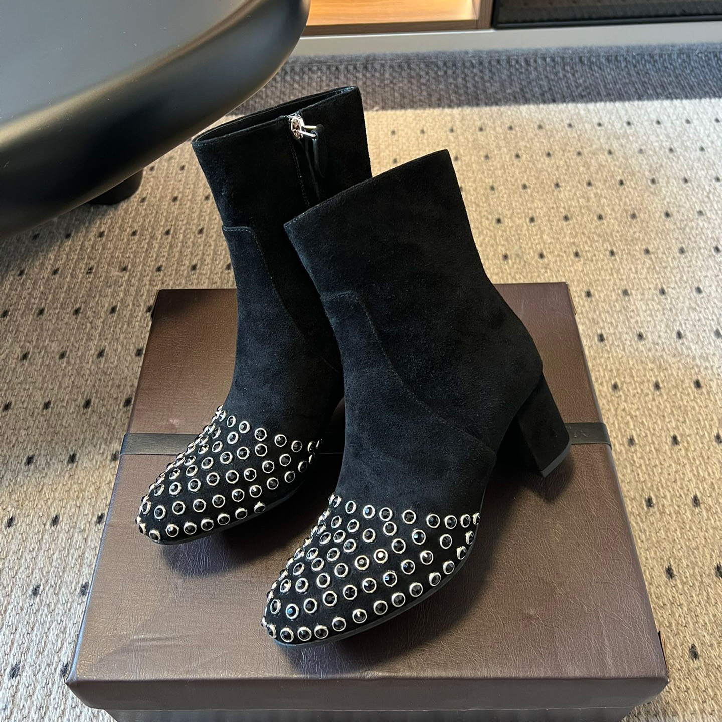 NIGO Alaia Women's Autumn/winter Fashion Round-toe Full-covering Cowhide Suede Short Boots Shoes #nigo78177