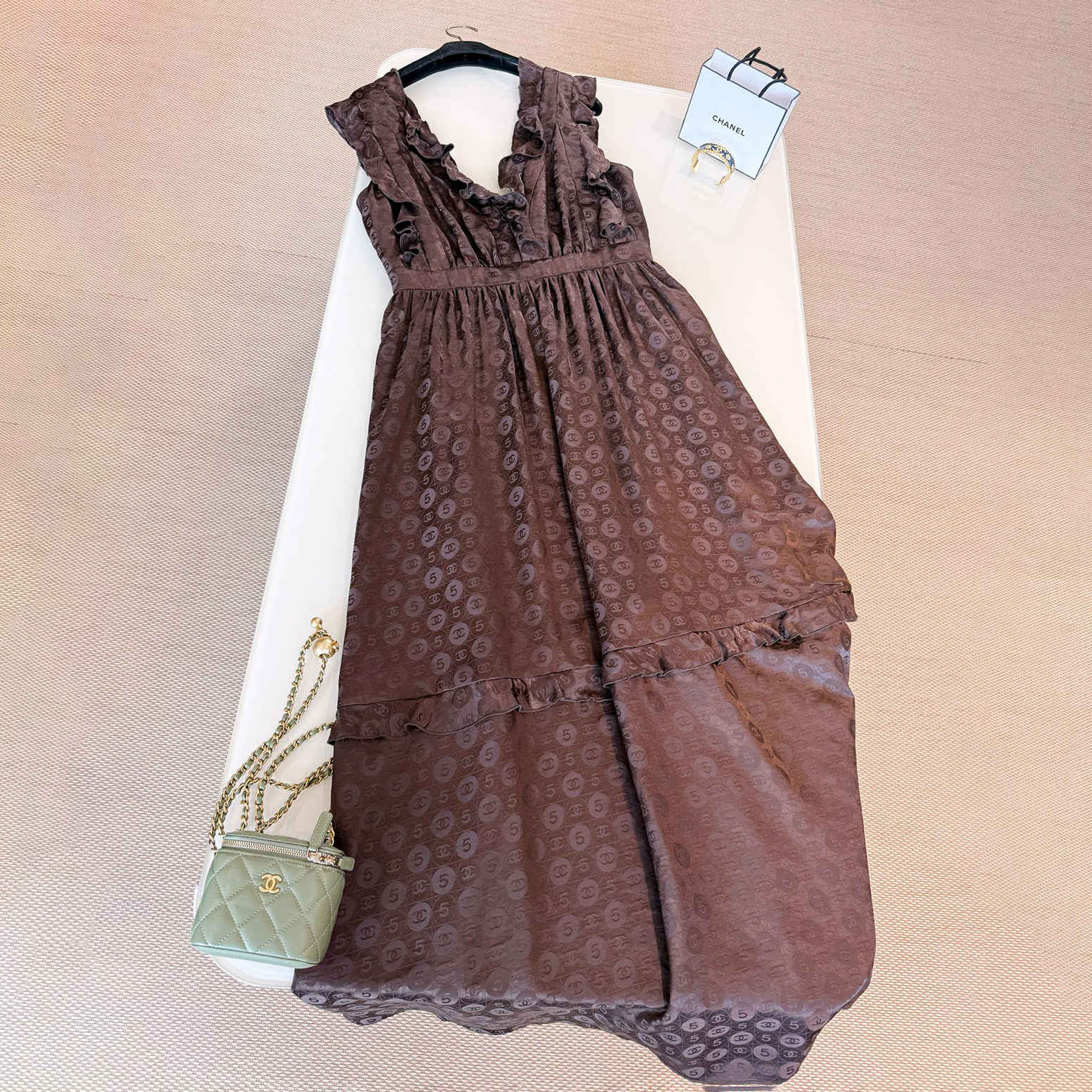 NIGO Chanel Women's High Street No. 5 Alphabet Polka Dot Summer V-neck Lace Silk Solid Color Sleeveless Dresses Ngvp #nigo2153