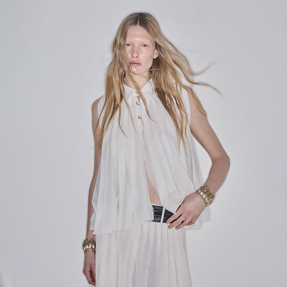 NIGO Chanel Women's Spring/Summer Cape Silk Slit Rhinestone Button Top Solid Color Lapel Sleeveless Shirt Ngvp #nigo2273