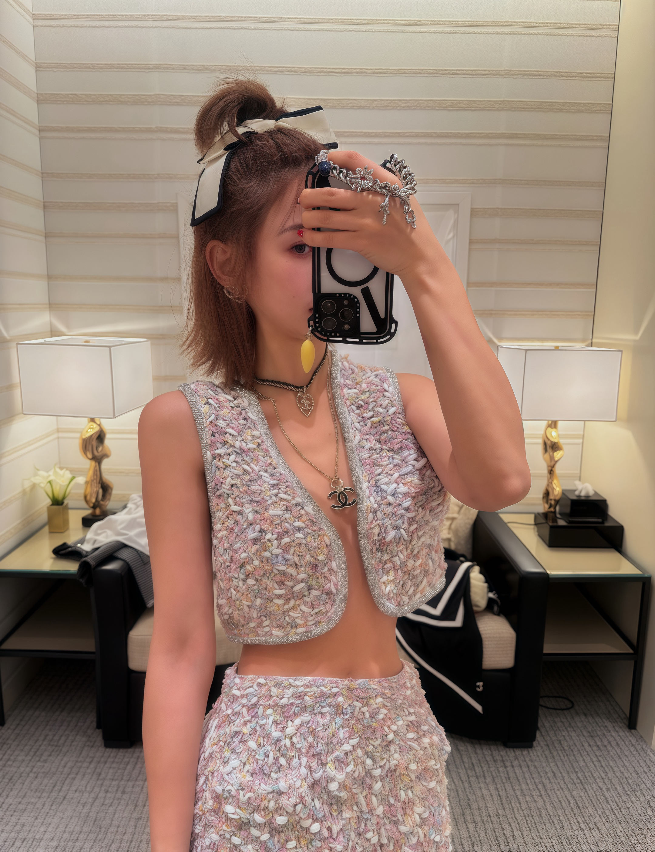 NIGO Chanel Women's Spring/Autumn Sequin Rhinestone Trim Logo Cardigan Solid Color Sleeveless Vest Ngvp #nigo2267