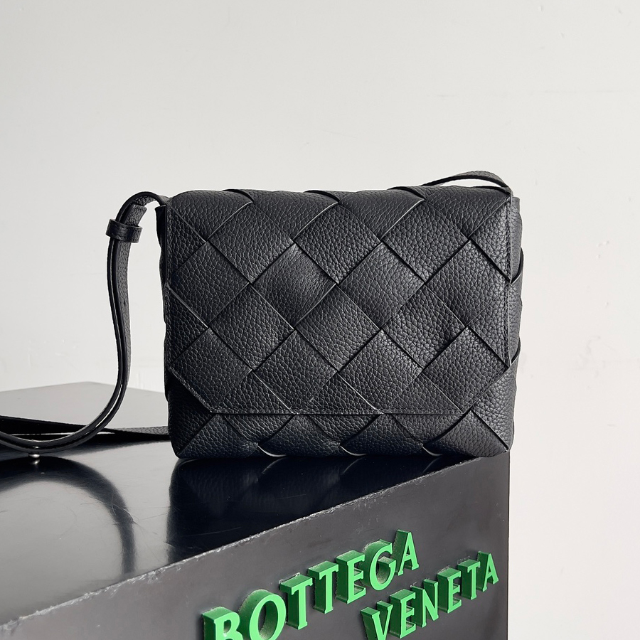 NIGO Bottega Veneta  Diago Women's And Men's Fashion Casual Leather Bag With Lychee Texture Magnetic Clasp And Braided Design Shoulder Bag And Crossbody Bag Bags 795637V4FV18803 #nigo78344