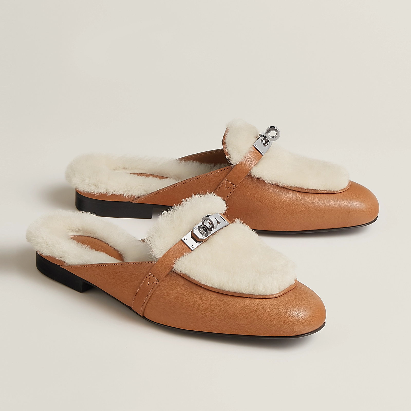 NIGO Hermes Women's Winter Head-Covering Half-Support Shoes Casual Solid Color Oz Flat Mule Slippers #nigo81518