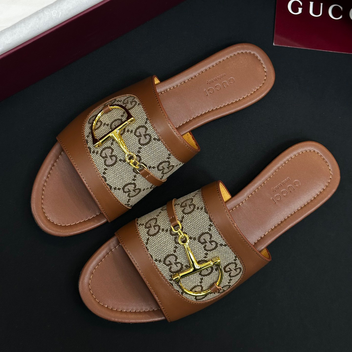 NIGO Gucci Women's Summer Fashion Casual Round Toe Flat Leather Horse Bit Buckle Sandals  Shoes #nigo78393