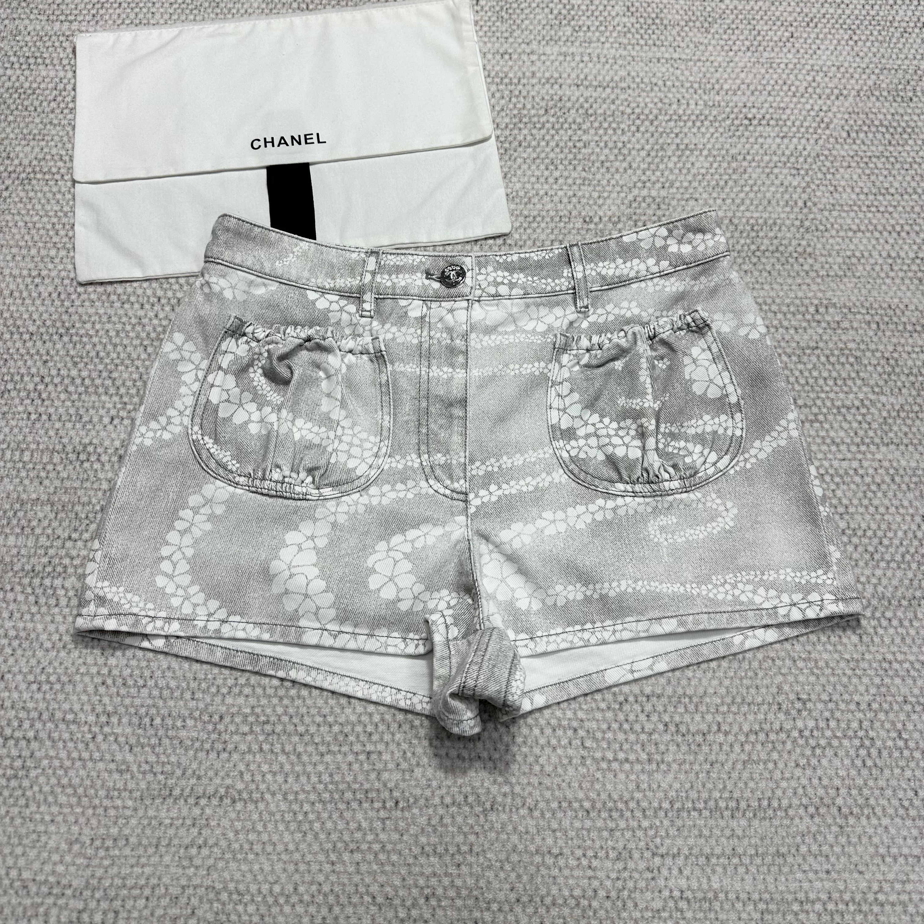NIGO Chanel COCO BEACH  Women's Summer Fashion Casual Printed Gradient Pocket Shorts #nigo78516