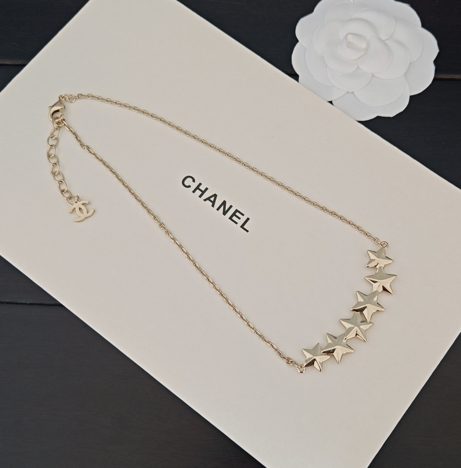 NIGO Chanel Women's Fashion Classic Light Gold Five Pointed Star Rhinestone Letter Necklace Brass Material Necklace Jewelry Accessories #nigo78557