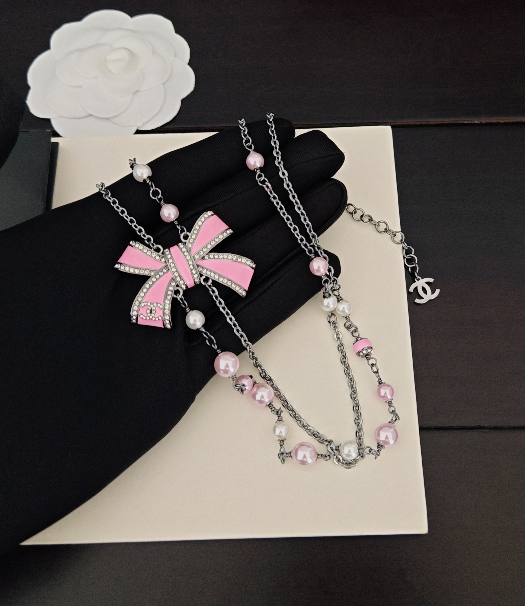 NIGO Chanel Women's Fashion Classic Bow Pearl Double Layer Necklace Jewelry Accessories #nigo78553