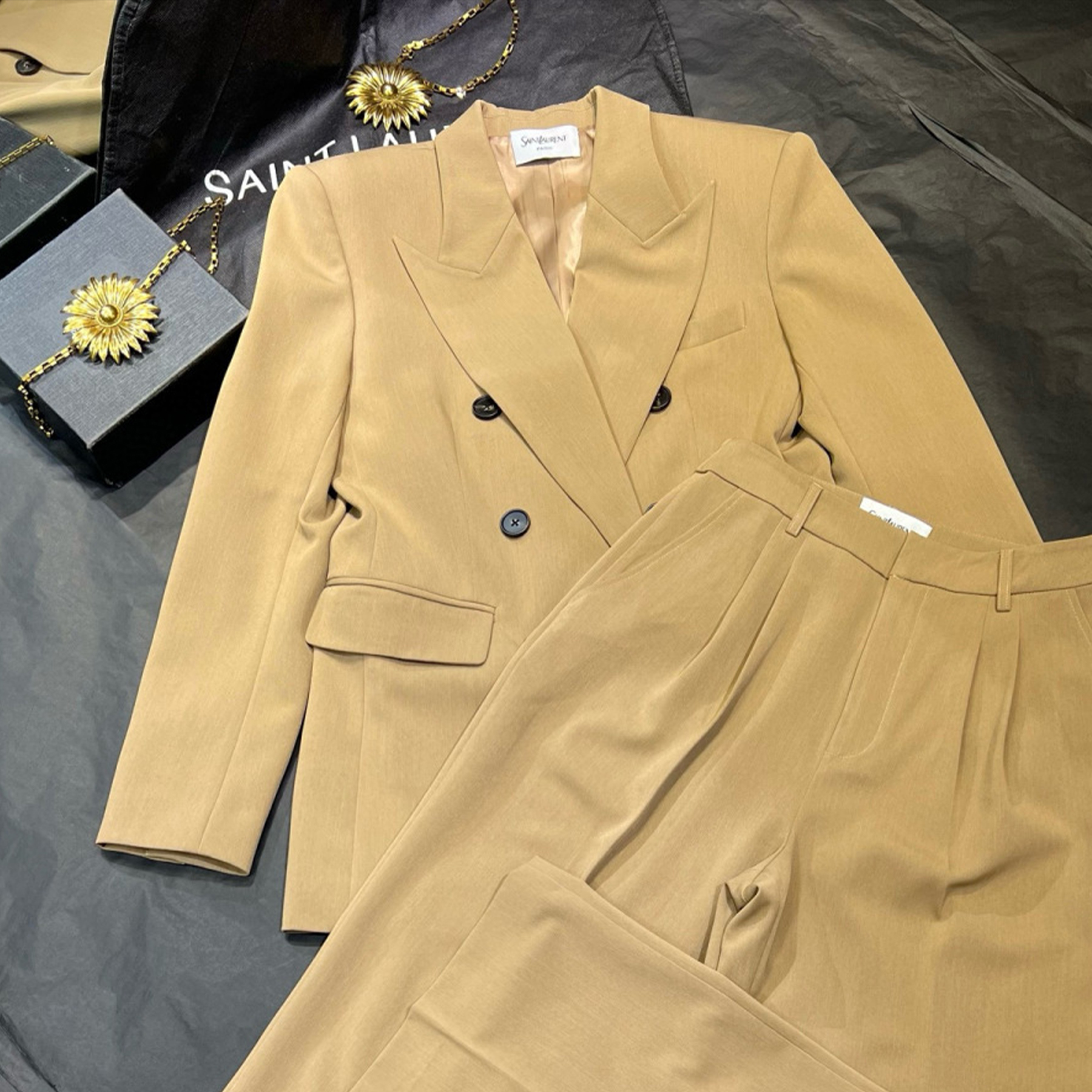 NIGO Saint Laurent Women's Autumn And Winter Retro Solid Color Suit Jacket Suit Boxyfit Broad Department Fashion High Street Trend Loose Straight Trousers Set  Ngvp #nigo2438