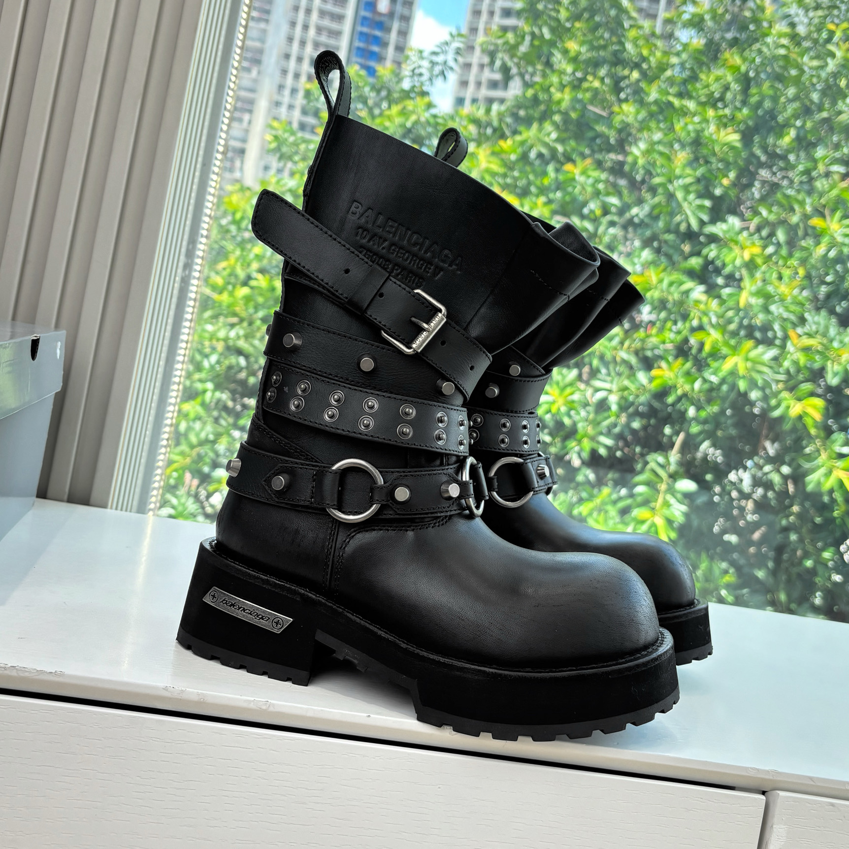 NIGO Balenciaga Men's and Women's Fall/Winter Fashion Casual Round Toe Sleeveless Thick Sole Leather Mid Calf Boots Shoes #nigo78583