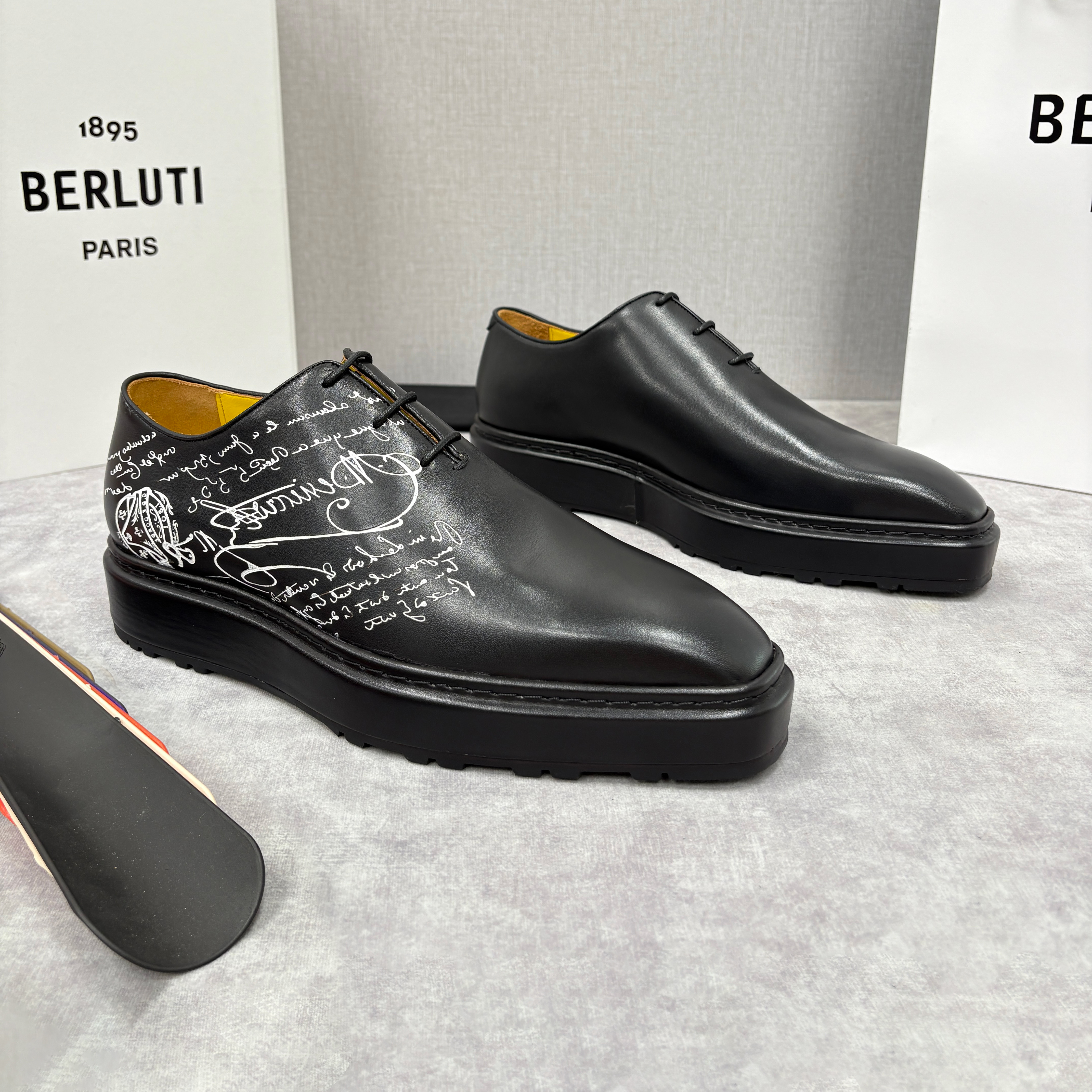 NIGO Berluti Men's Spring/Fall Classic Elegant Leather-Sourced Elastic Formal Midsole Dress Shoes #nigo78574