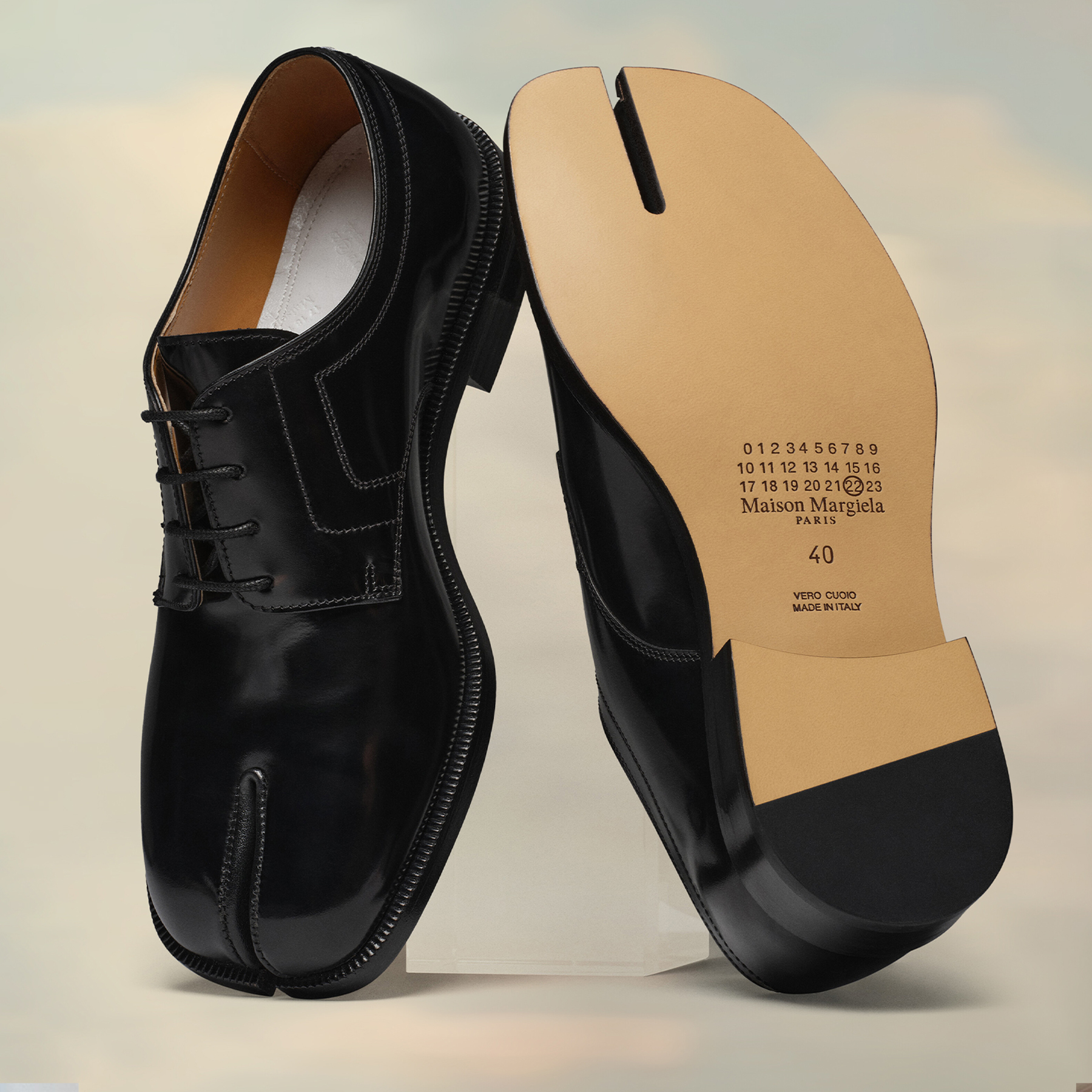 NIGO Maison Margiela Tabi Lace-ups Women's Men's Fall And Winter Luxury Black Leather Lace-up Casual Shoes Matte Glossy Leather Low-heeled Leather Shoes #nigo816719