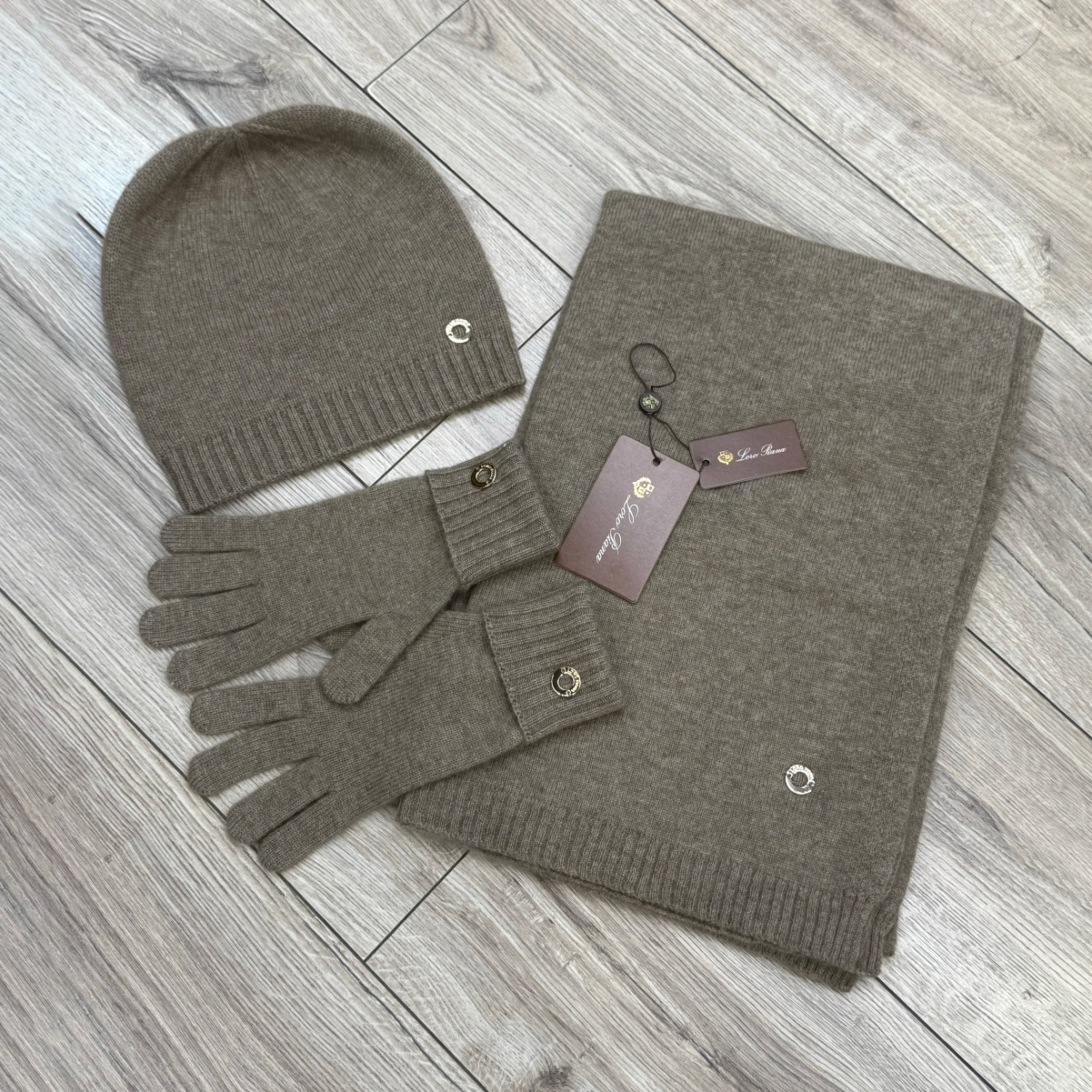 NIGO Loro Piana Men's And Women's Winter Fashion Casual Solid-Color Hat, Scarf, and Gloves Three Piece Set Accessories #nigo78643