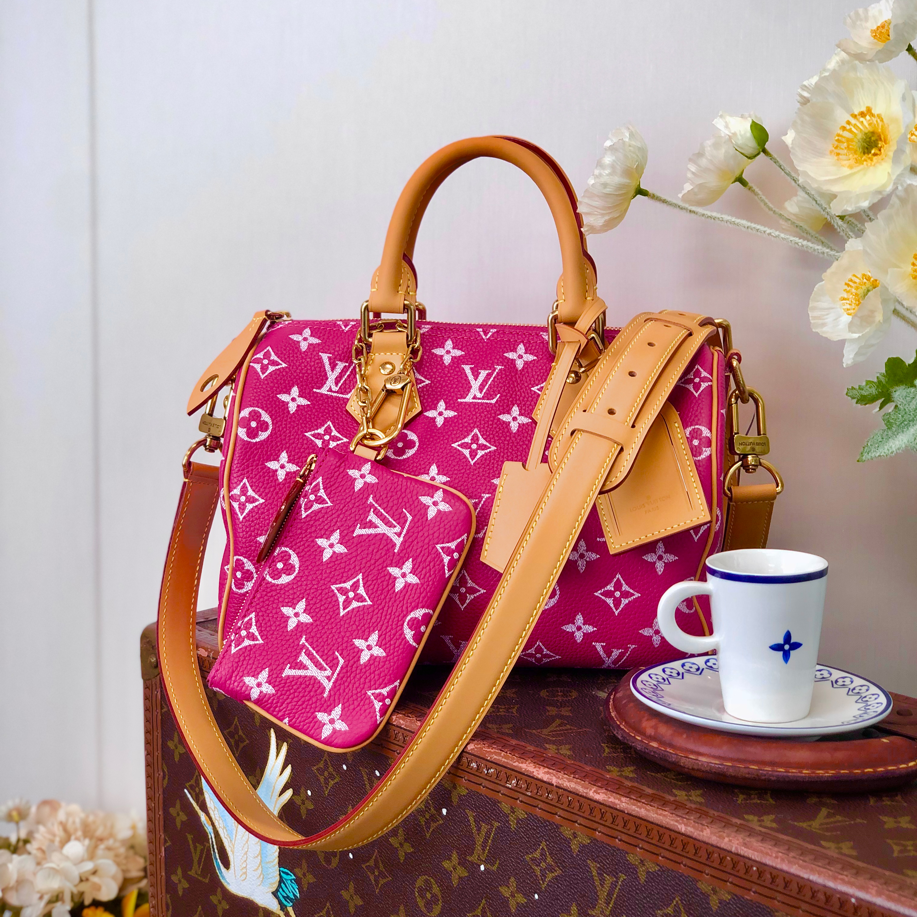 NIGO Louis Vuitton Women's Fashion Classic Dragon Fruit Red Logo Zipper Closure Leather Shoulder Bag Handbags In Small Medium And Large Sizes Crossbody Bag Bags #nigo78654