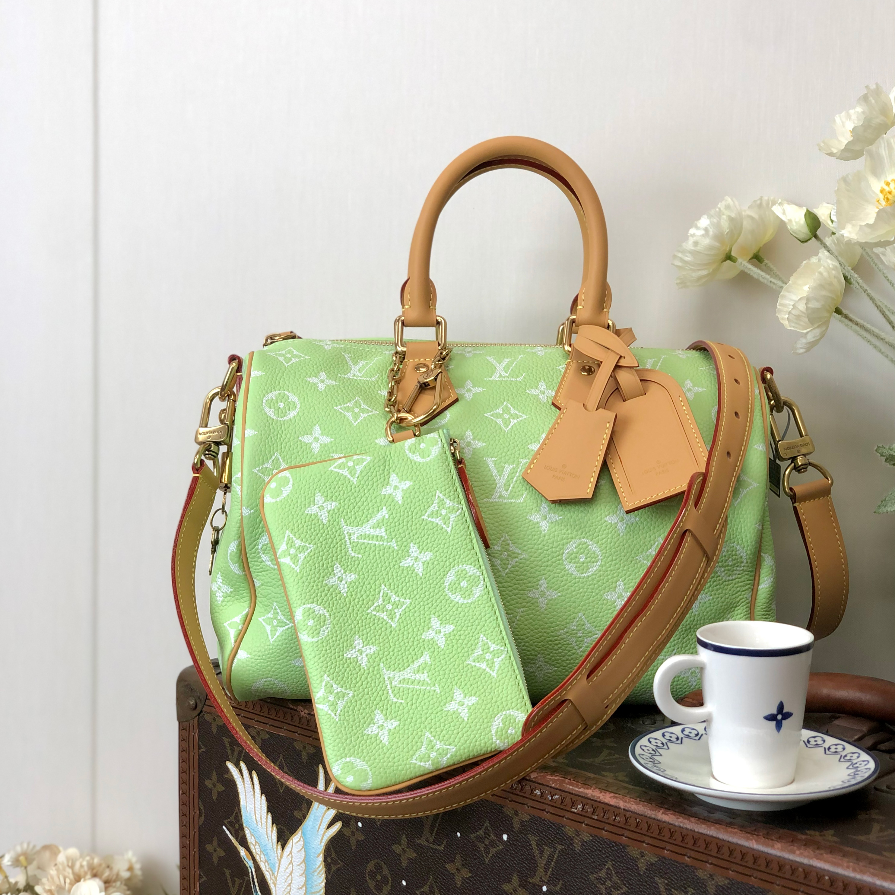 NIGO Louis Vuitton Women's Fashion Classic Avocado Green Logo Zipper Closure Leather Shoulder Bag Handbags In Small Medium And Large Sizes Crossbody Bag Bags #nigo78663