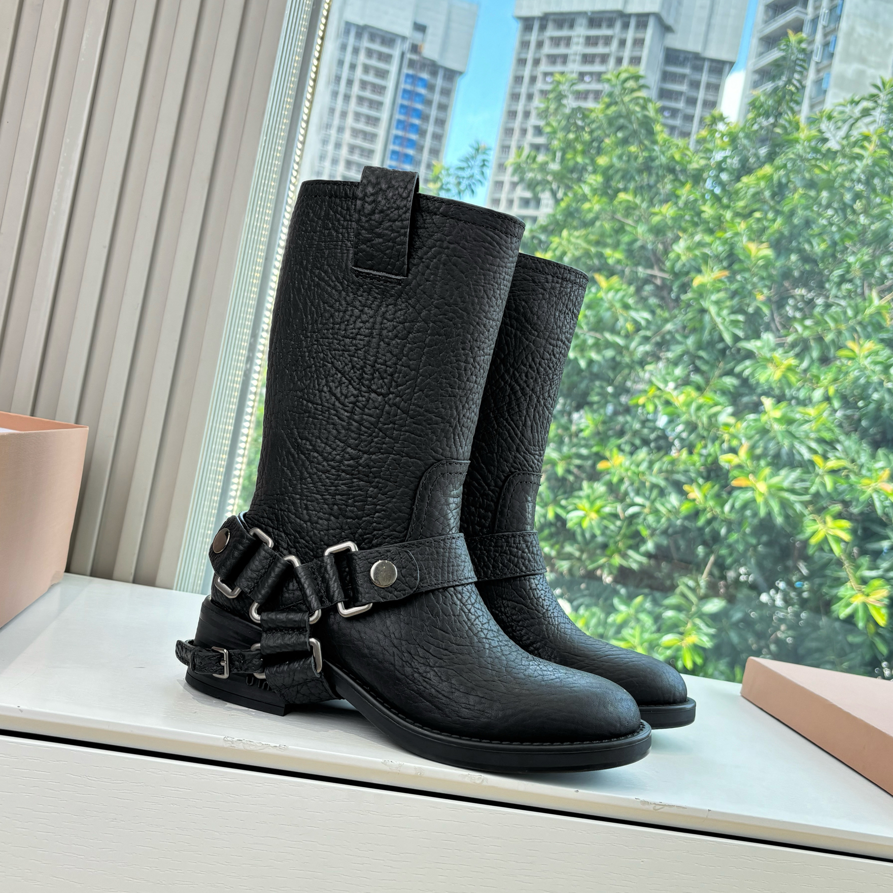 NIGO MiuMiu Women's Fall/Winter Classic Solid Color Leather Vintage Rider Chelsea Ankle Boots Shoe #nigo78719