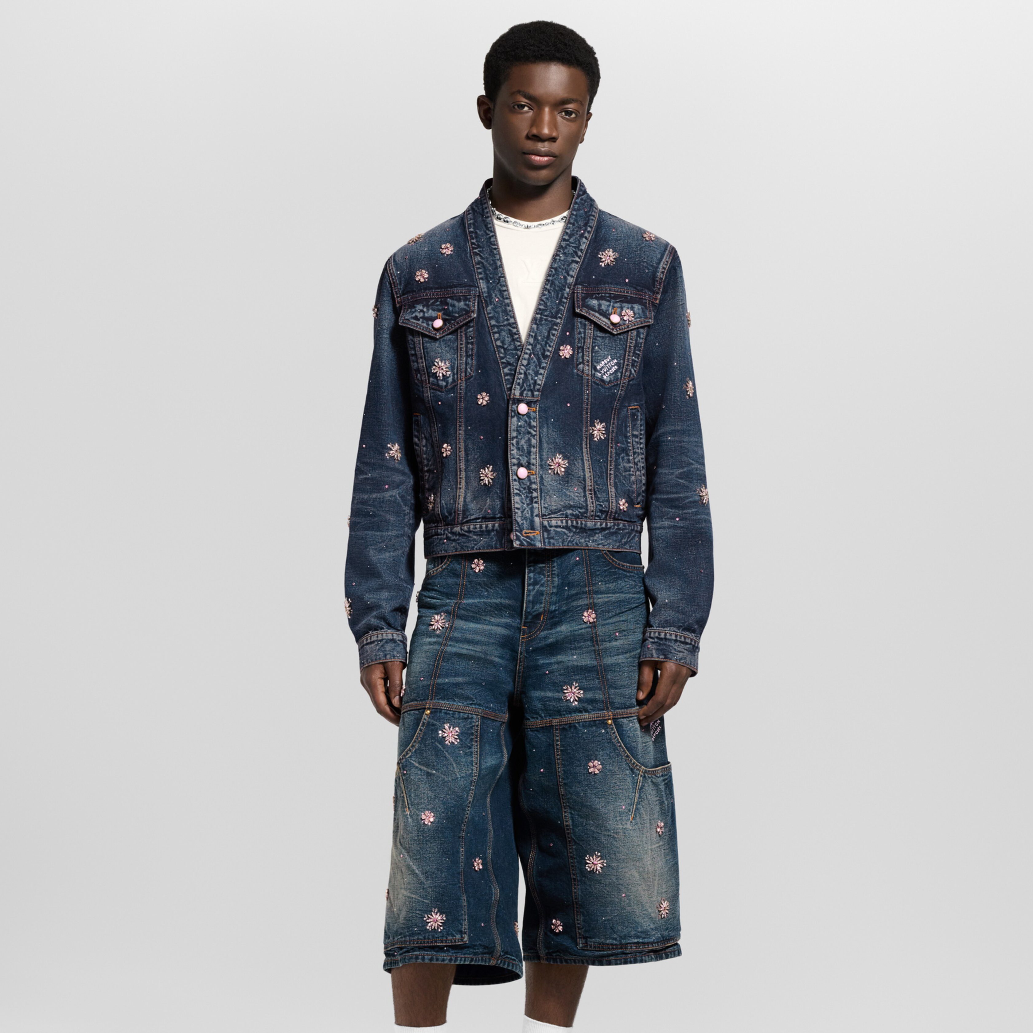 NIGO Louis Vuitton Men's and Women's Fashion Casual V Neck Embroidered Kimono Style Long Sleeve Denim Jacket  Embroidered Workwear Denim Shorts Suit Set #nigo78735