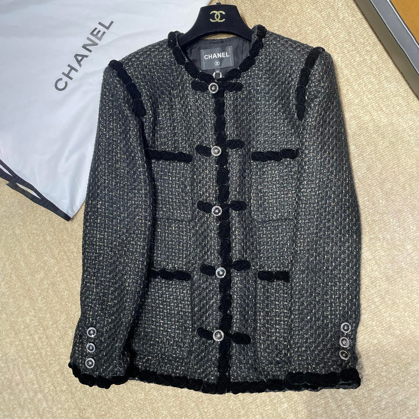NIGO Chanel Women's Spring/Fall Vintage Embroidered Tweed Single-Breasted Color-Blocked Crew Neck Long-Sleeve Jacket Ngvp #nigo2372