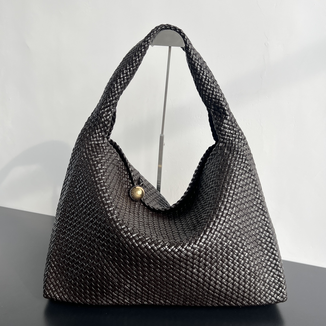 NIGO Bottega Veneta Women's Fashion Casual Leather Handbag With Knitted Balls And Leather Buckle Details Shoulder Bag Bags 826196v2ez01424#nigo78881